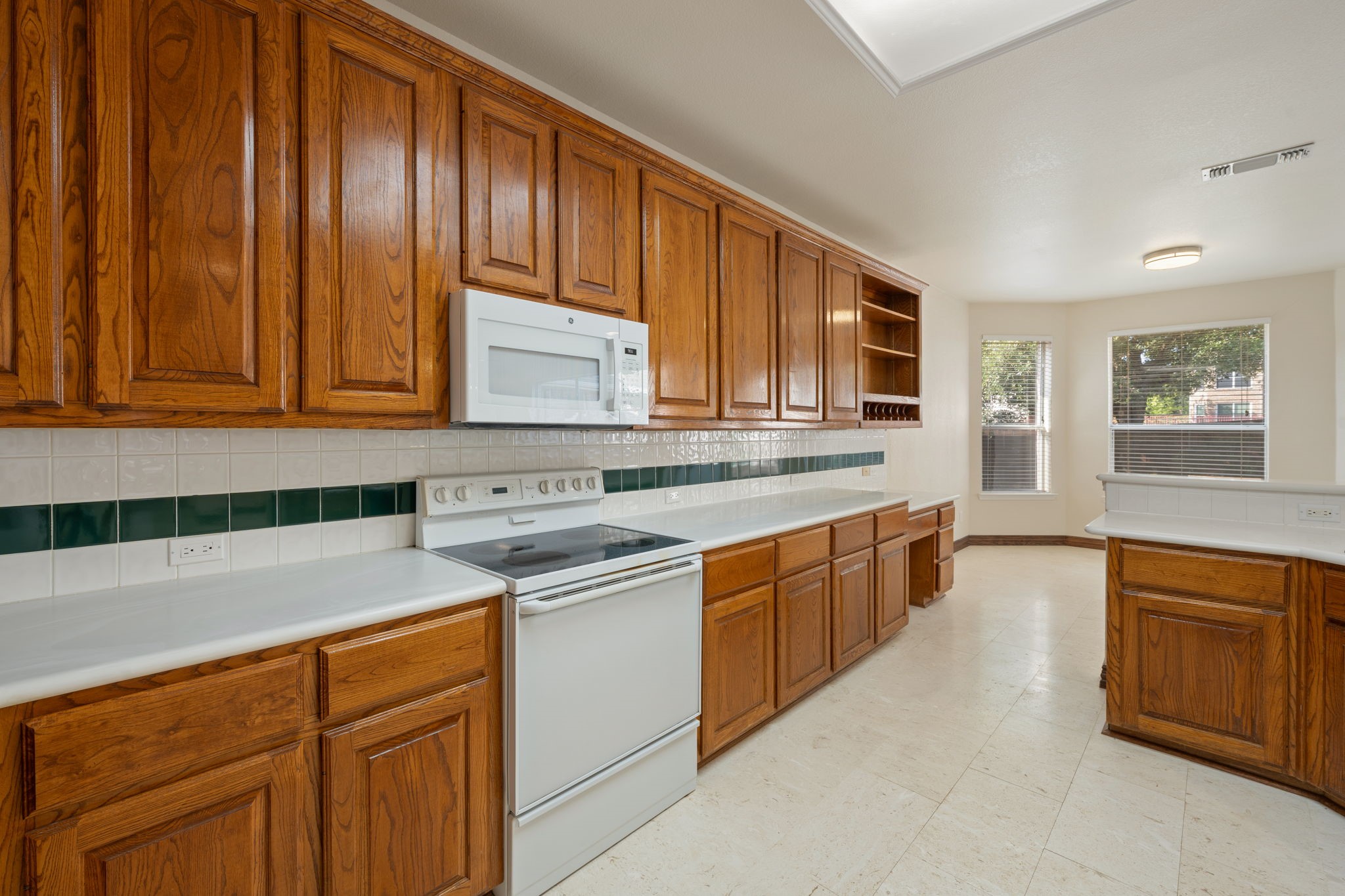 1718 Lake Bluff Drive