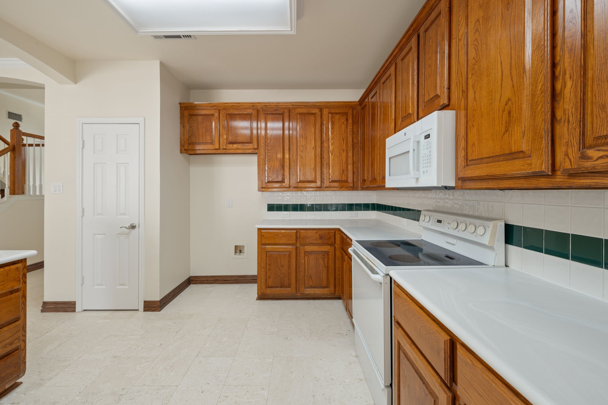 1718 Lake Bluff Drive