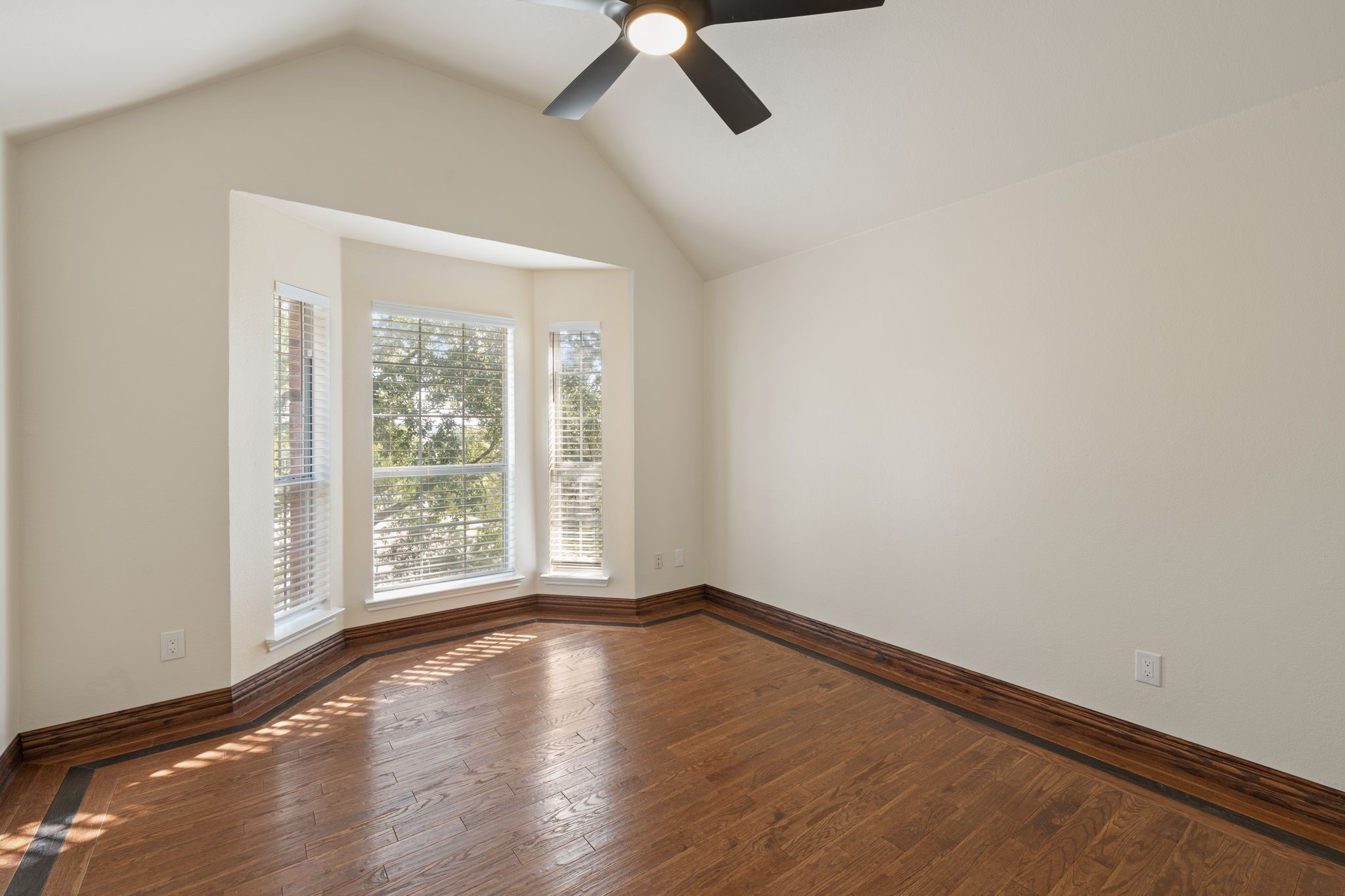1718 Lake Bluff Drive