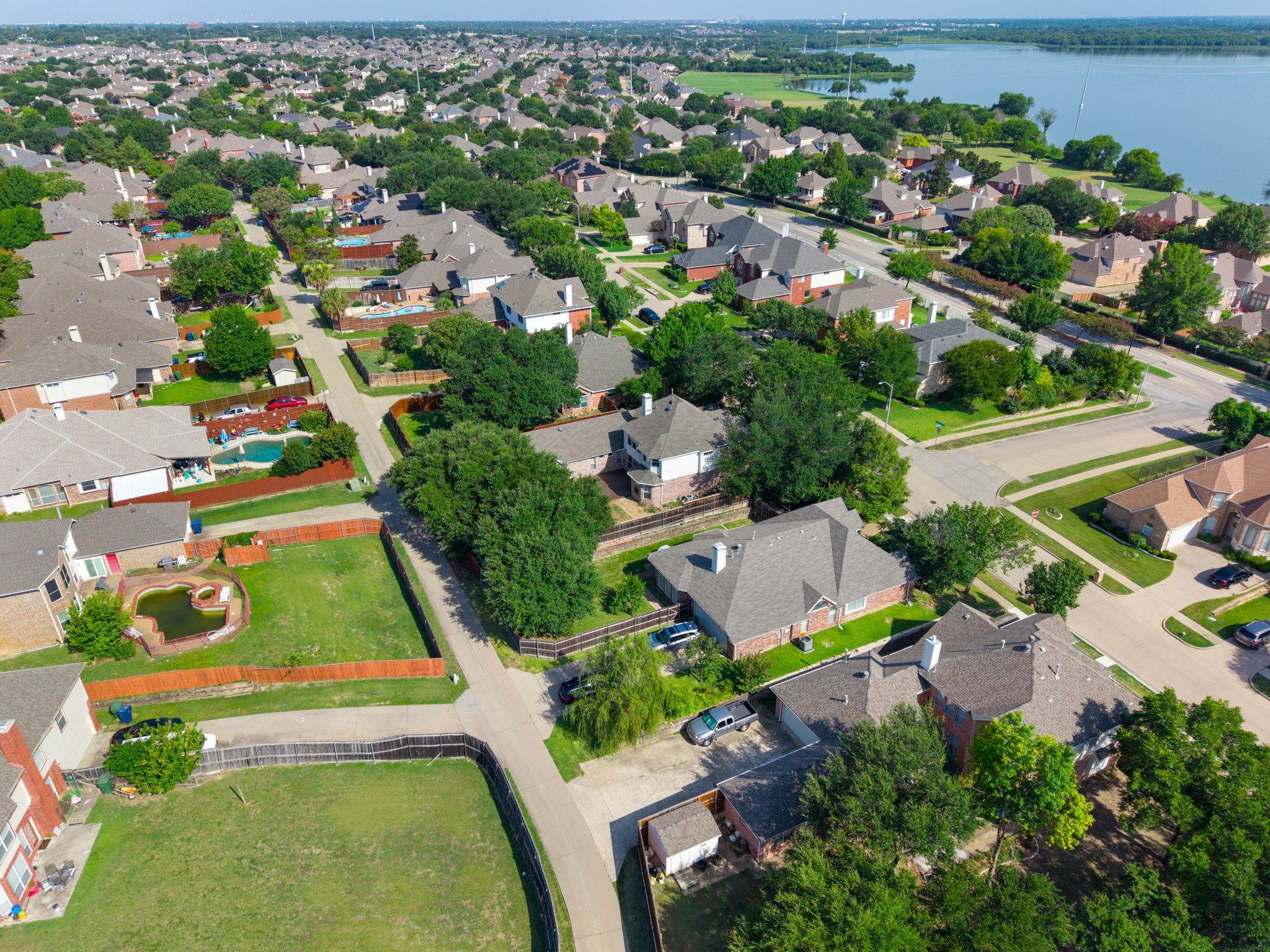 1718 Lake Bluff Drive
