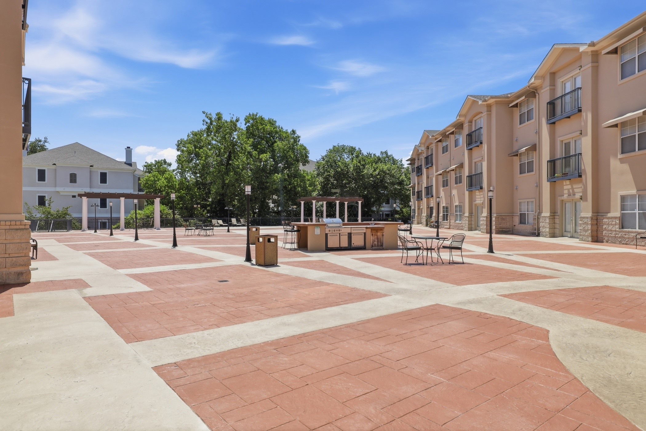 3102 Kings Road 2212