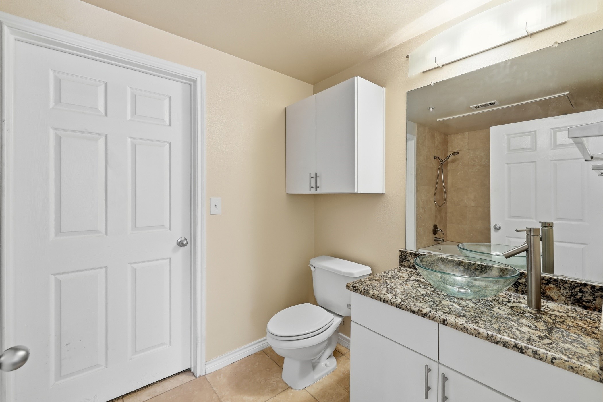 3102 Kings Road 2212