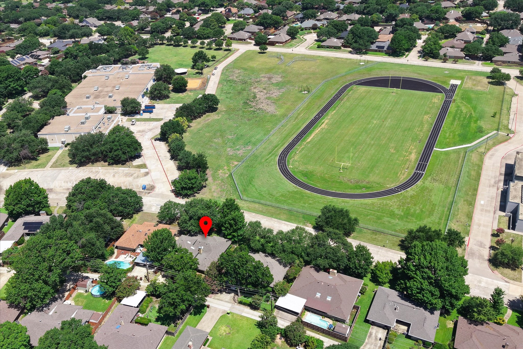 2216 Grandview Drive