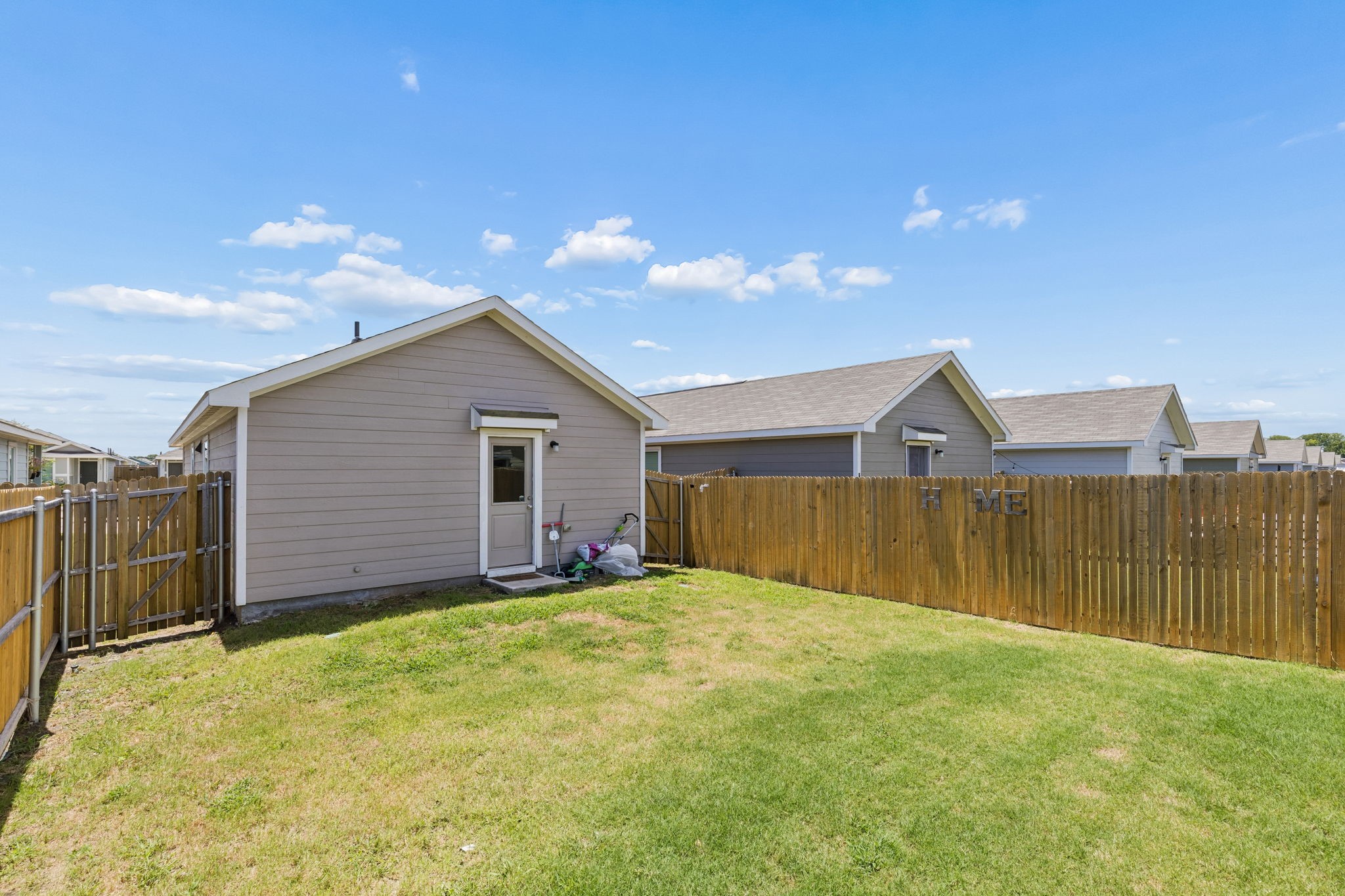 136 Thresher Lane