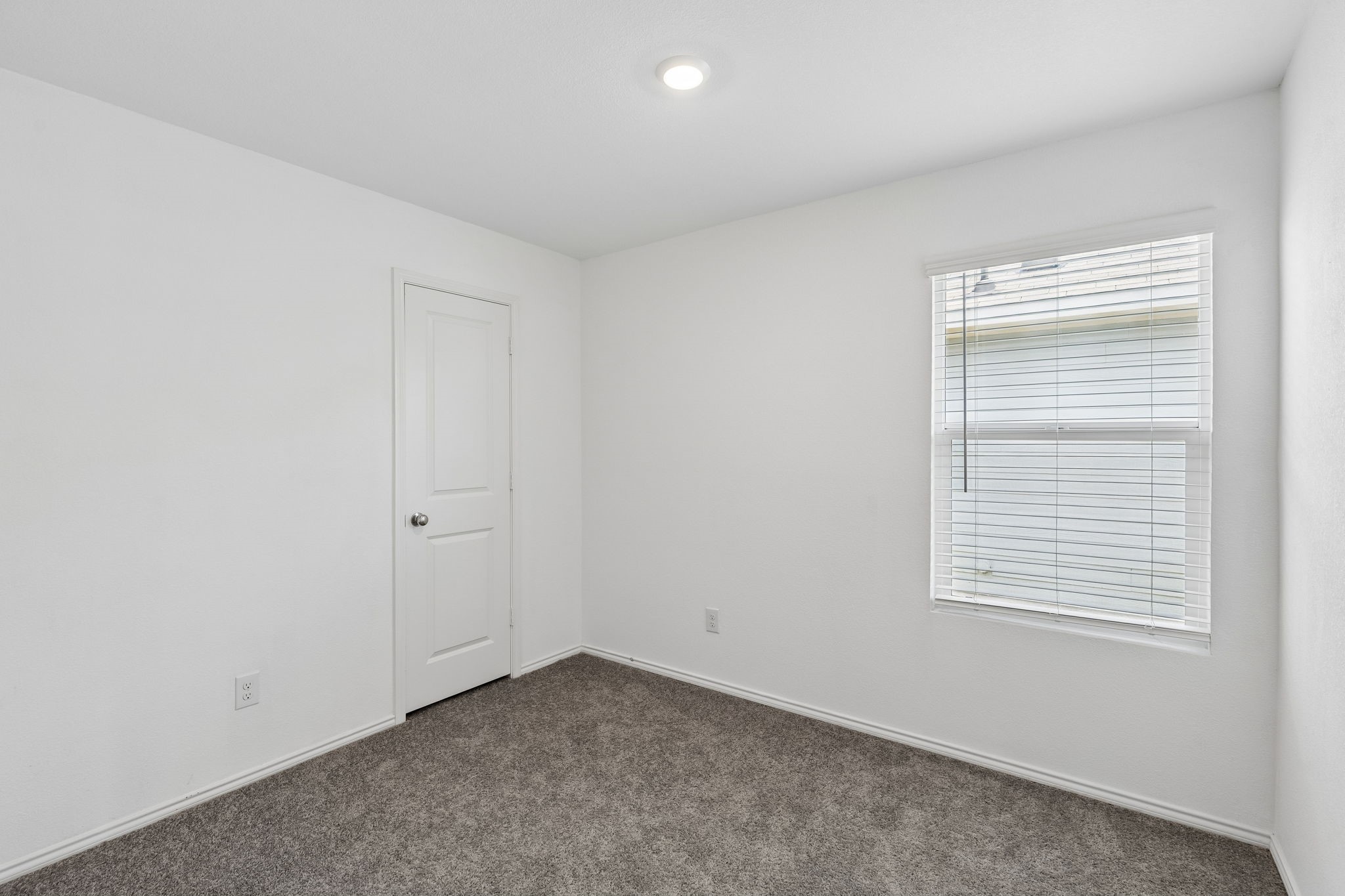 136 Thresher Lane