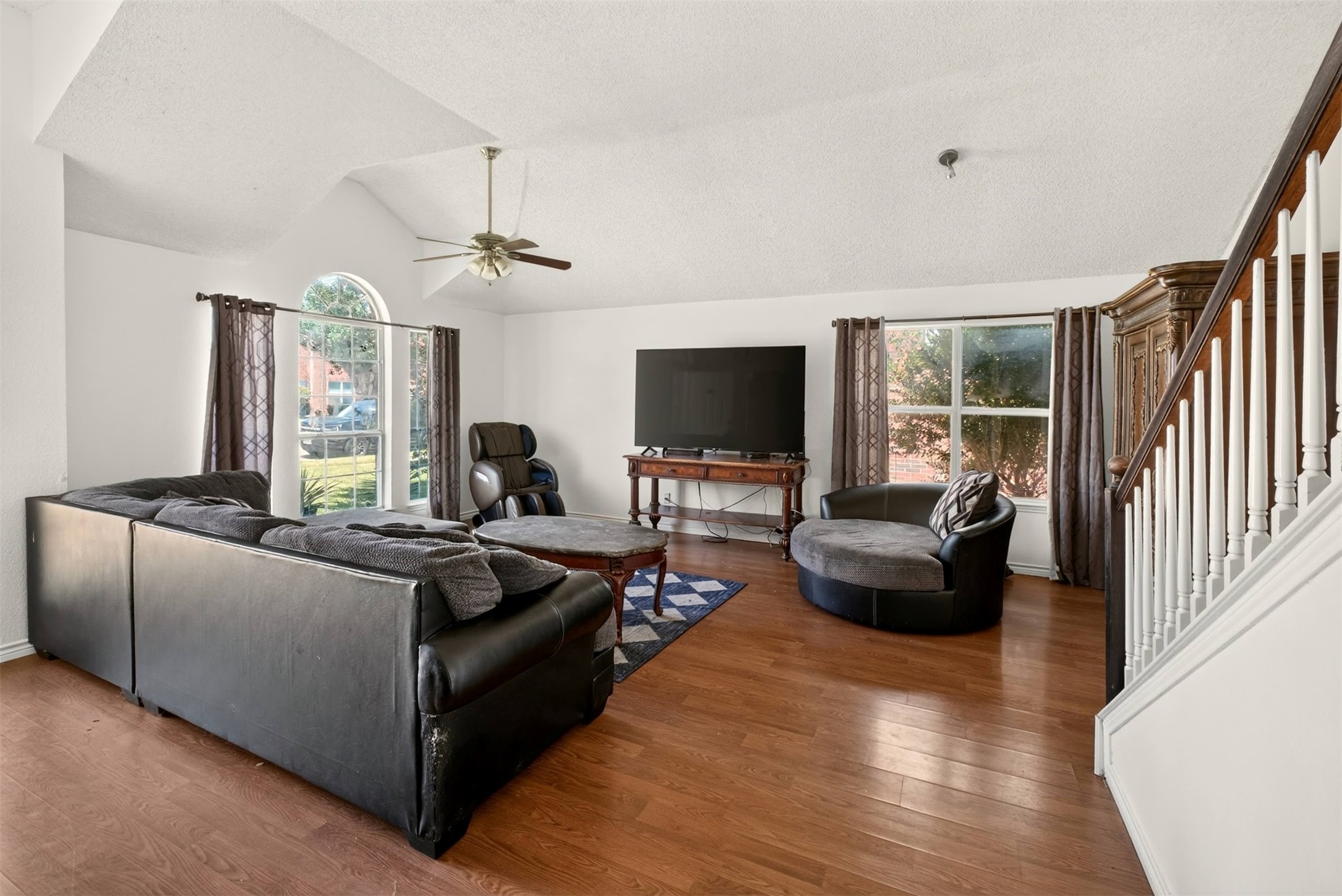 2272 Bresee Drive