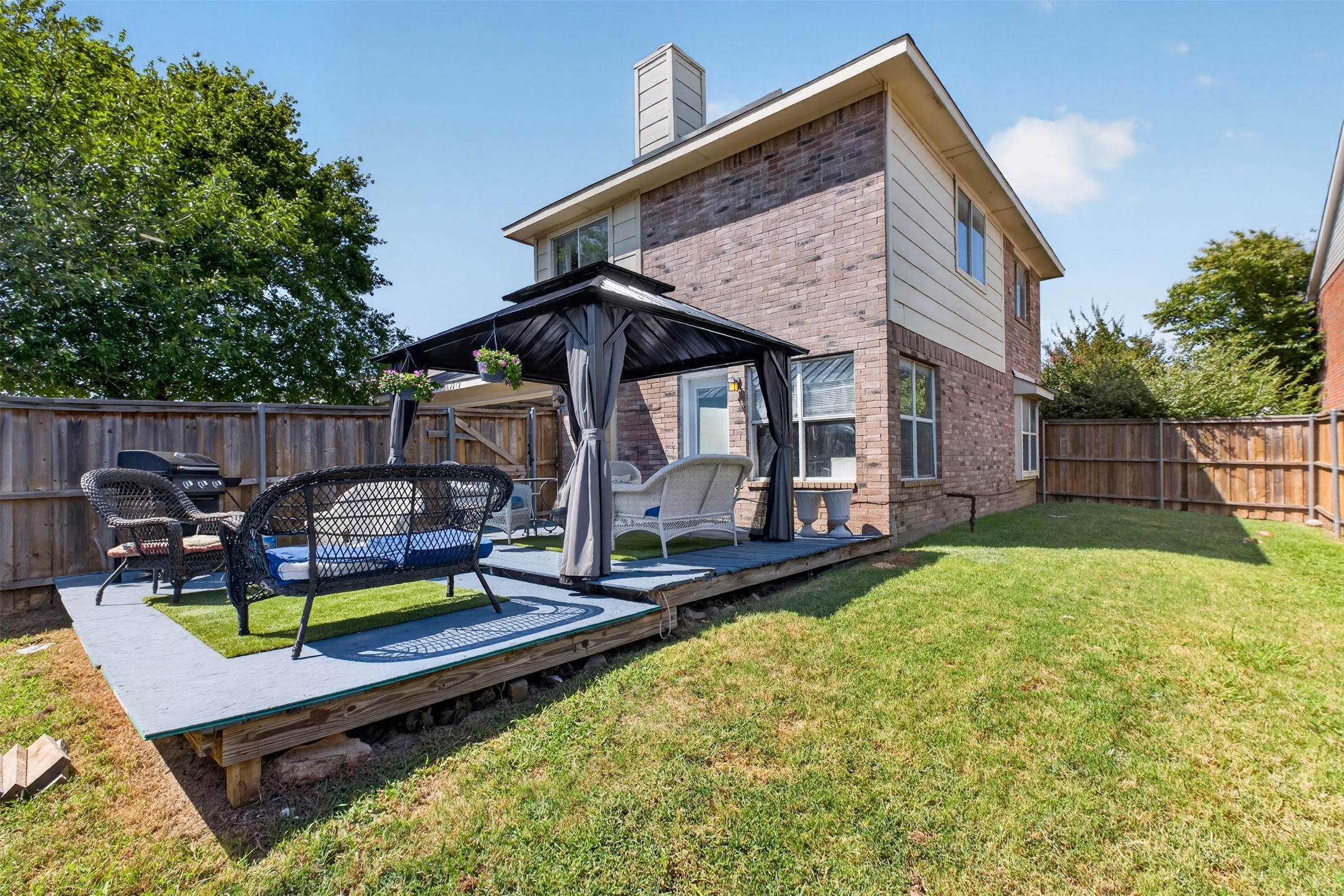 2272 Bresee Drive