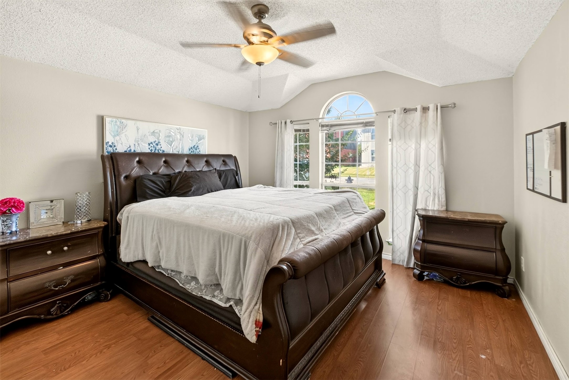 2272 Bresee Drive