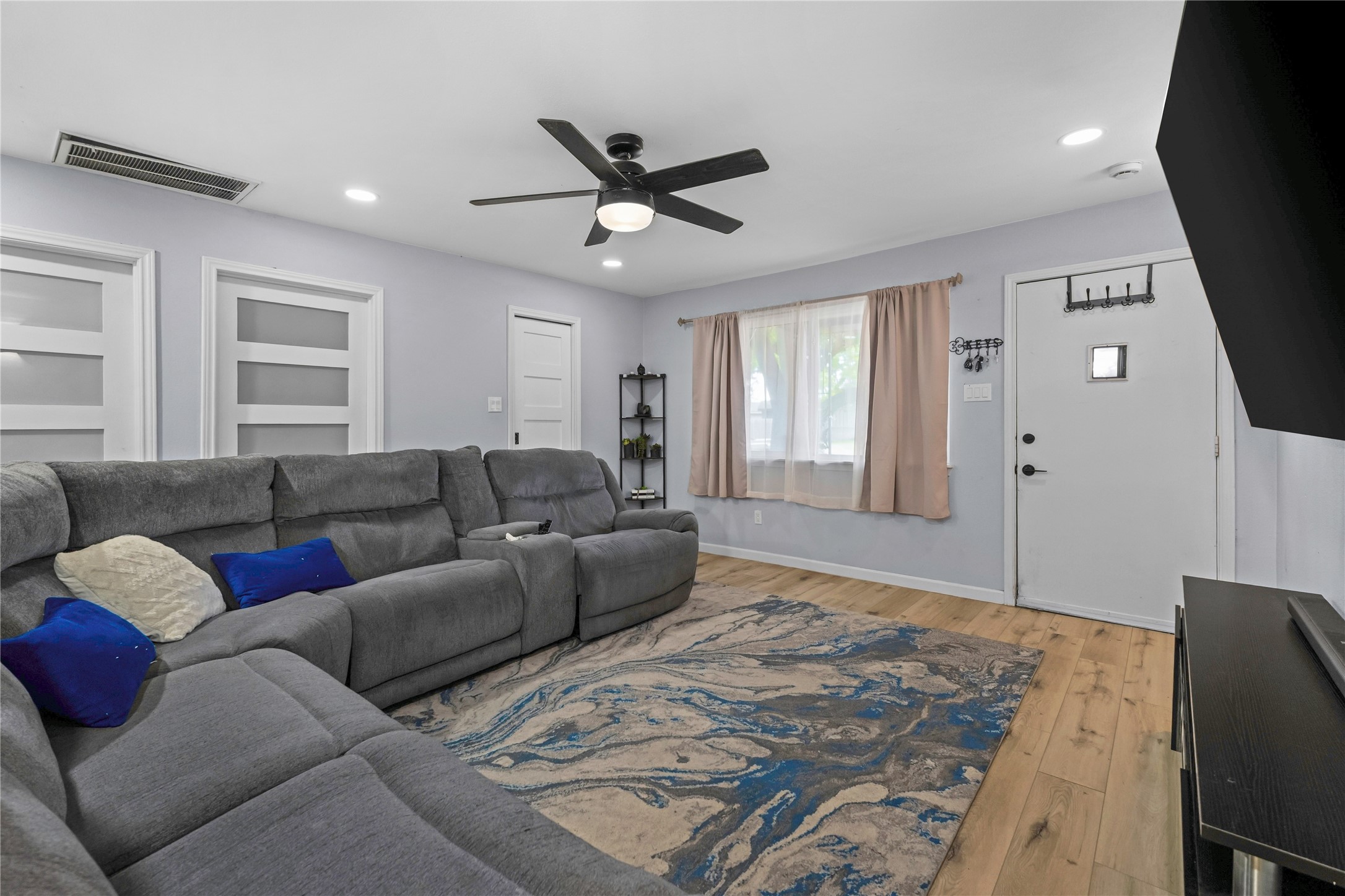 8128 Newman Drive