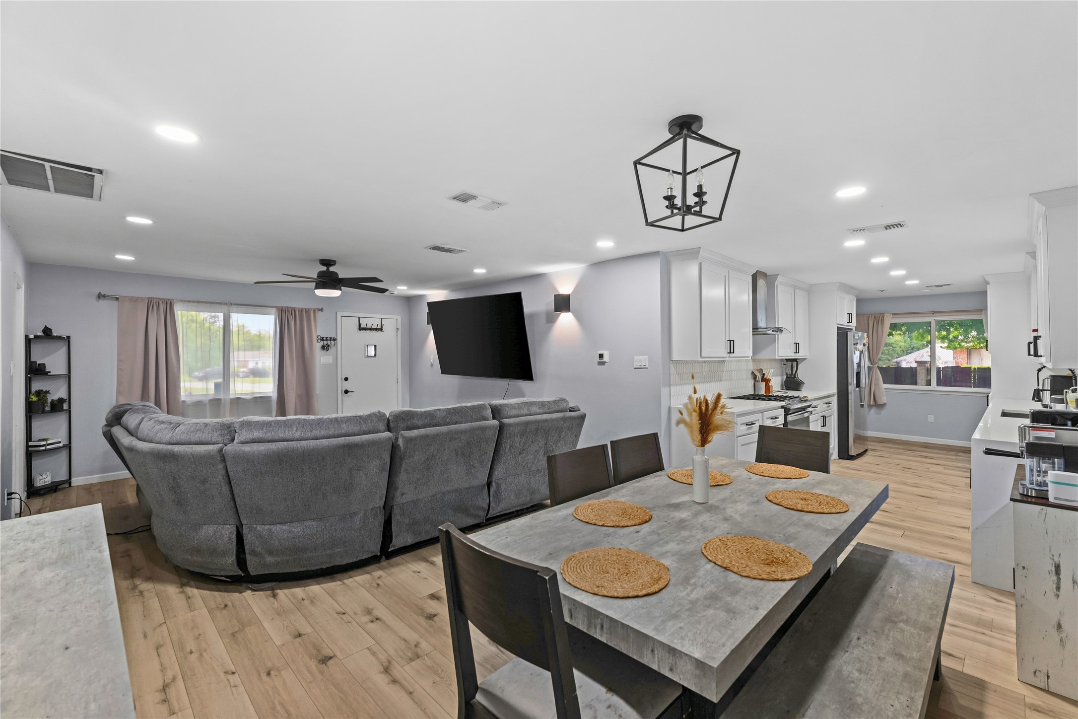 8128 Newman Drive