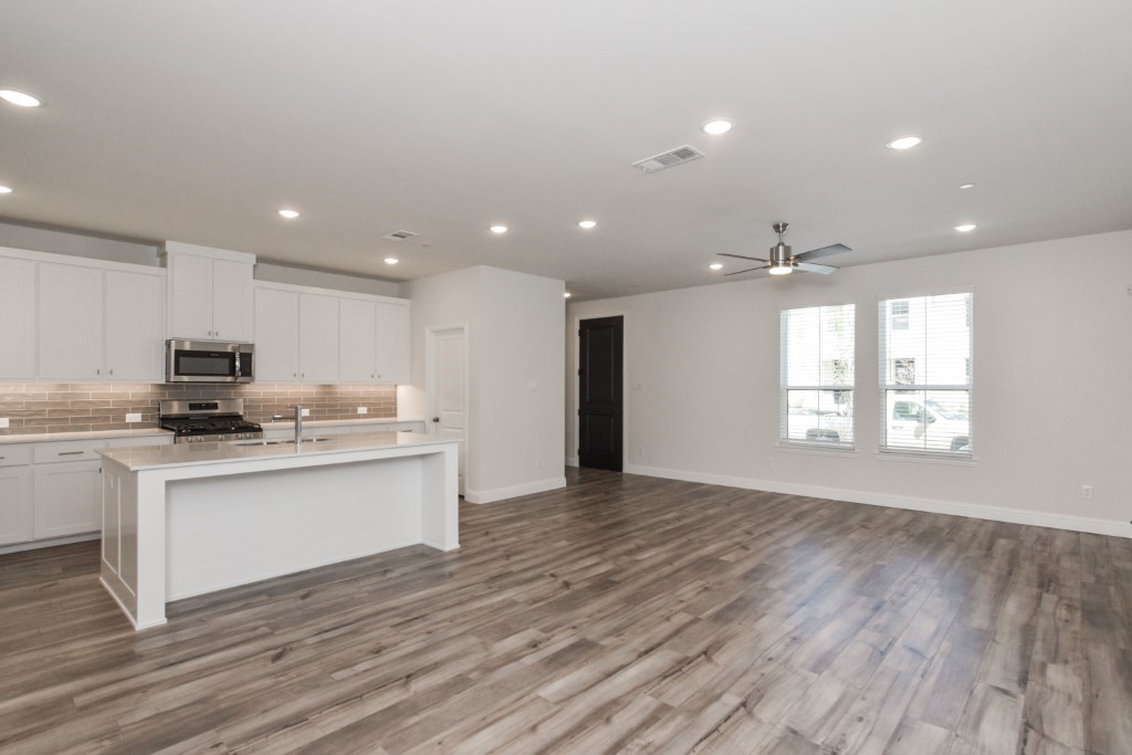 2805 Jacaranda Drive