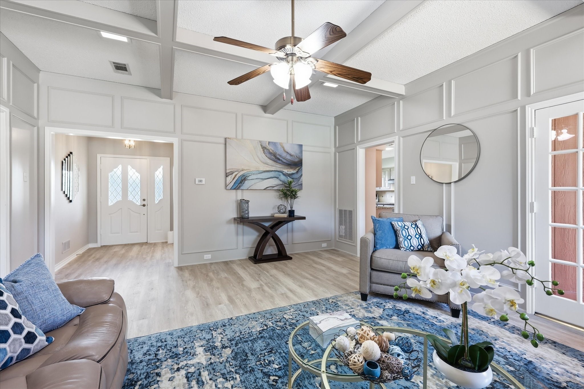 1915 Robin Meadow Circle