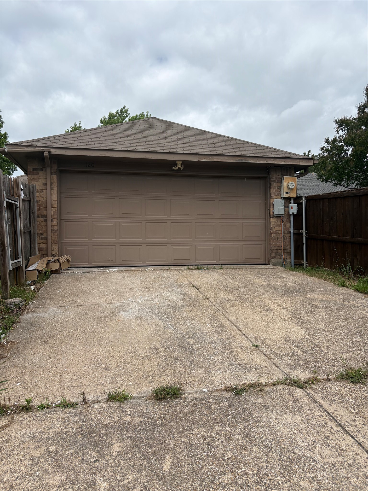 1120 Old Barn Lane