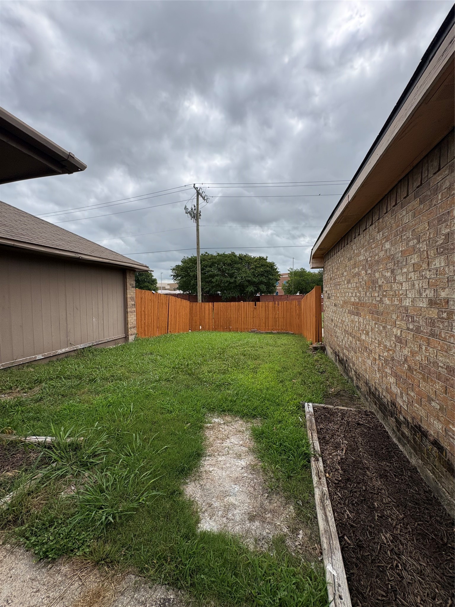 1120 Old Barn Lane