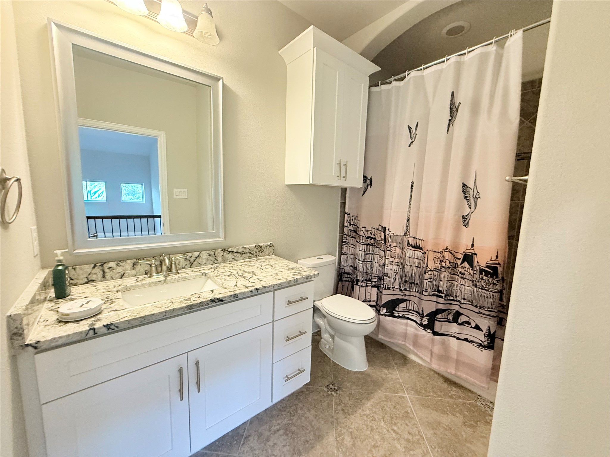 6300 Hermosa Drive