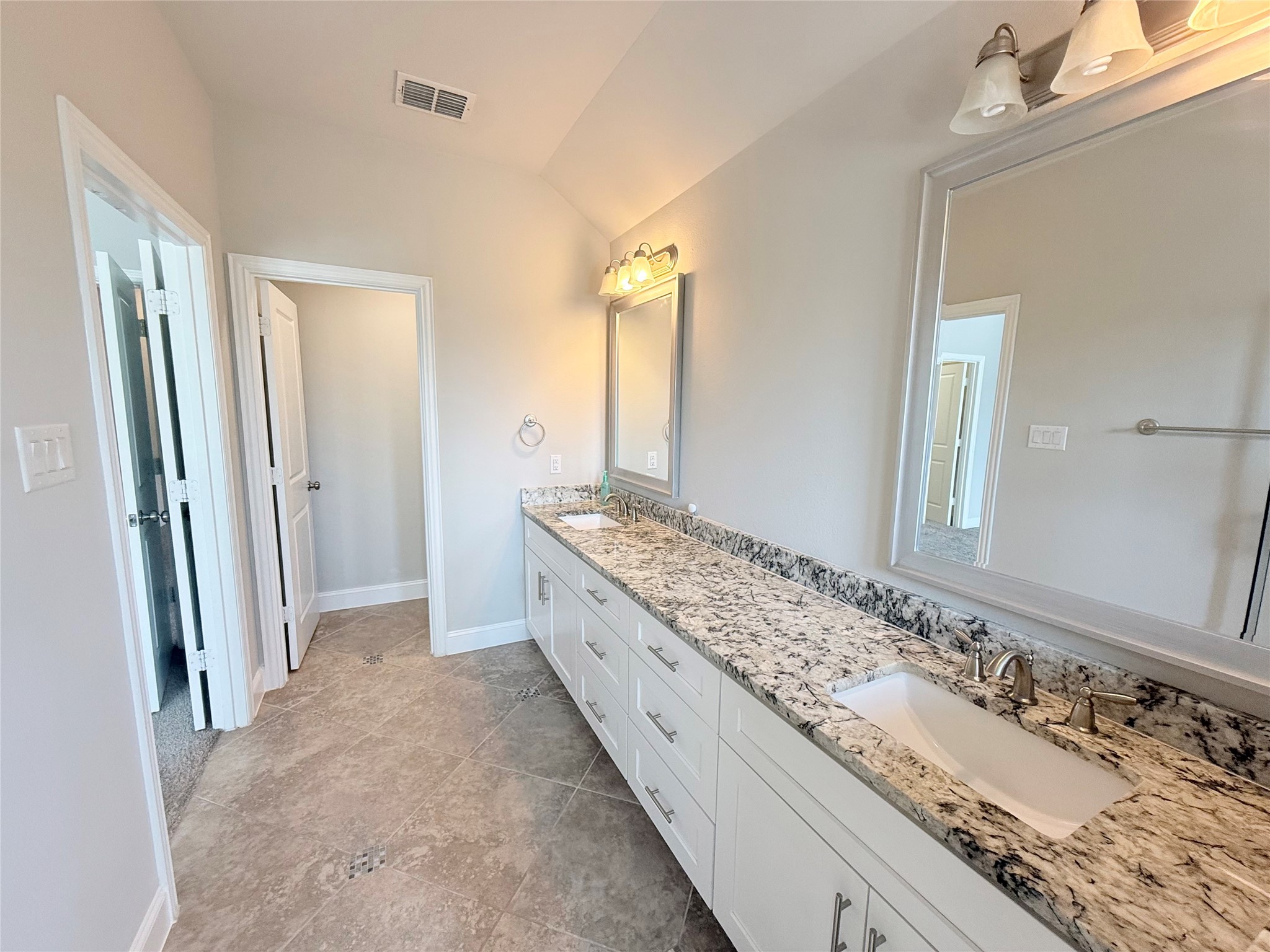 6300 Hermosa Drive
