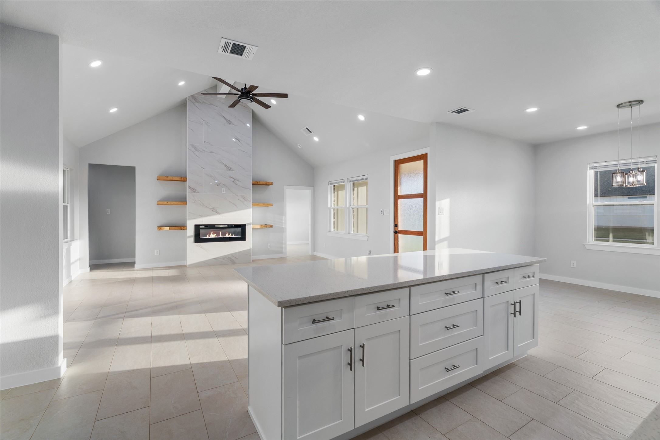 548 Highview Court