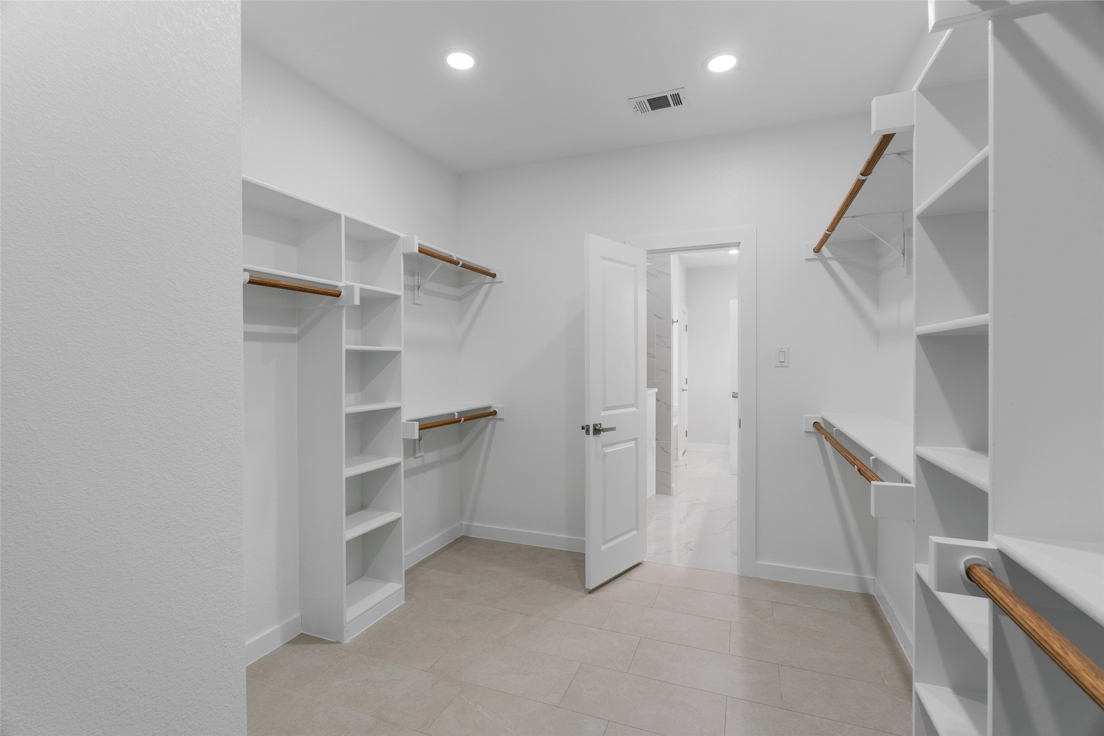 548 Highview Court