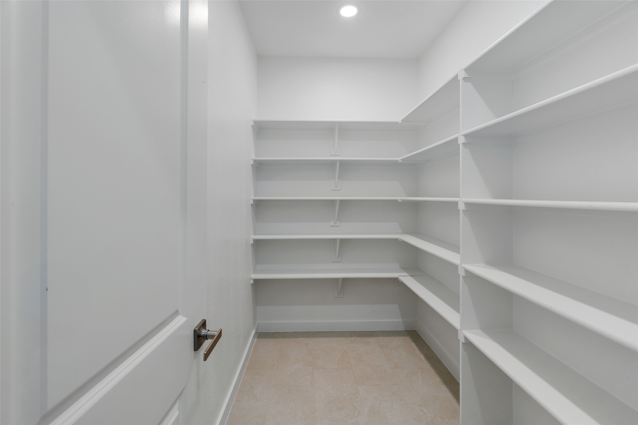 548 Highview Court
