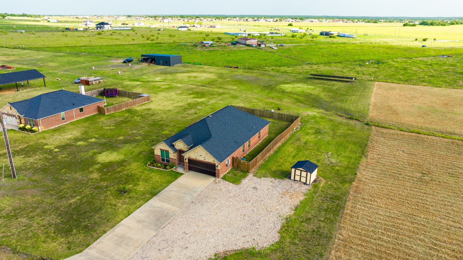 9689 County Road 4116