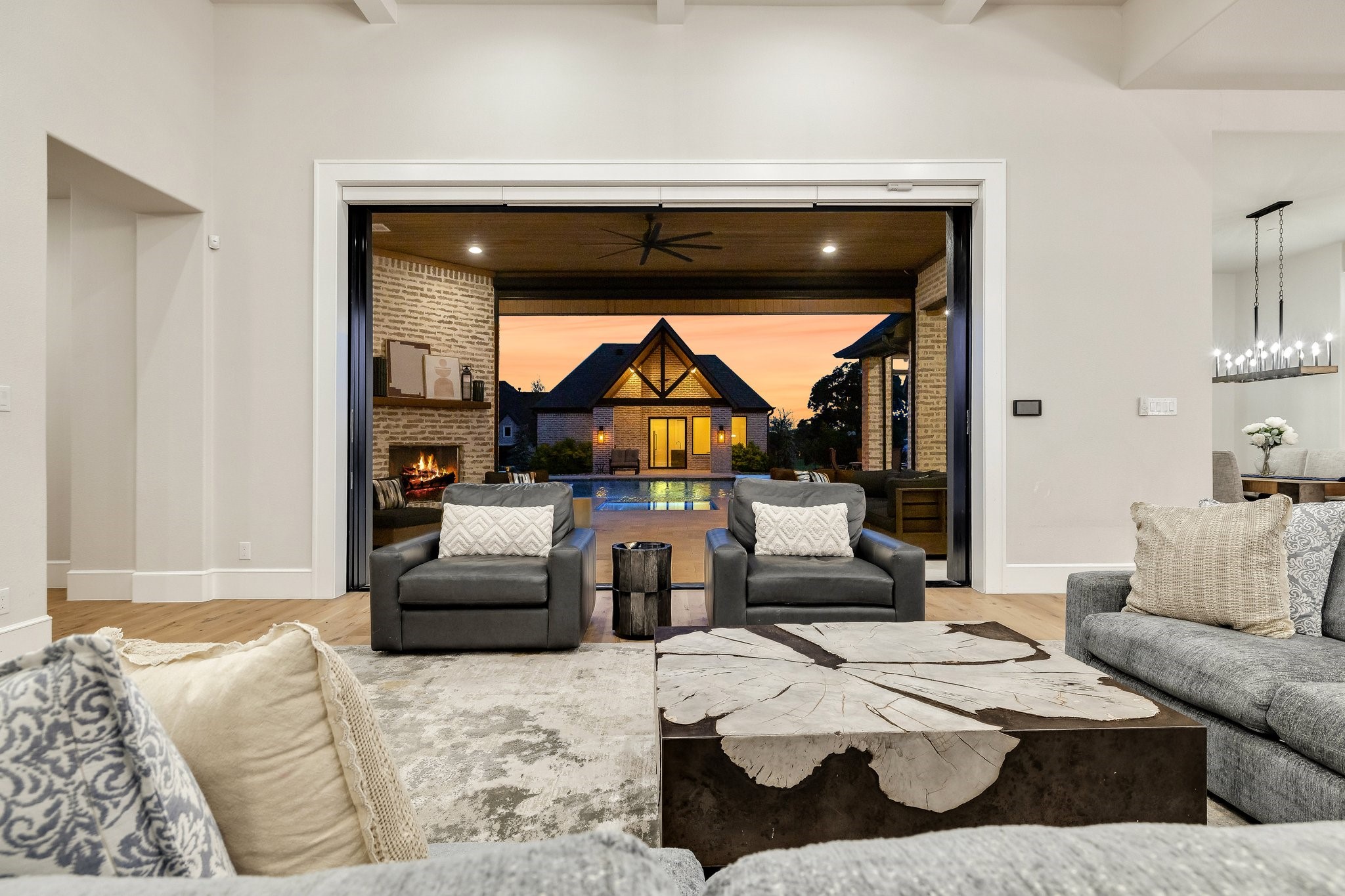 660 Louise Drive