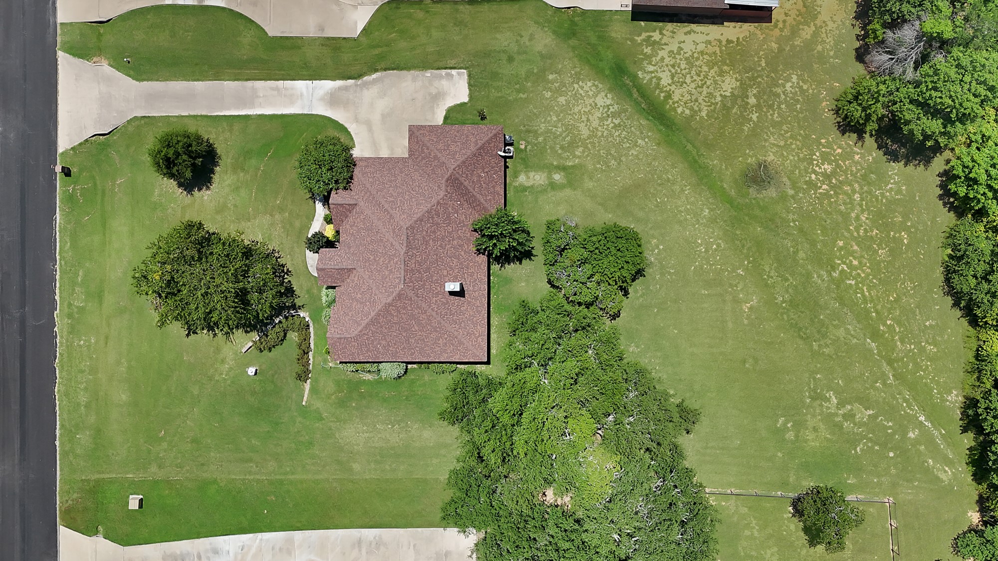 112 Meadow Arbor Drive