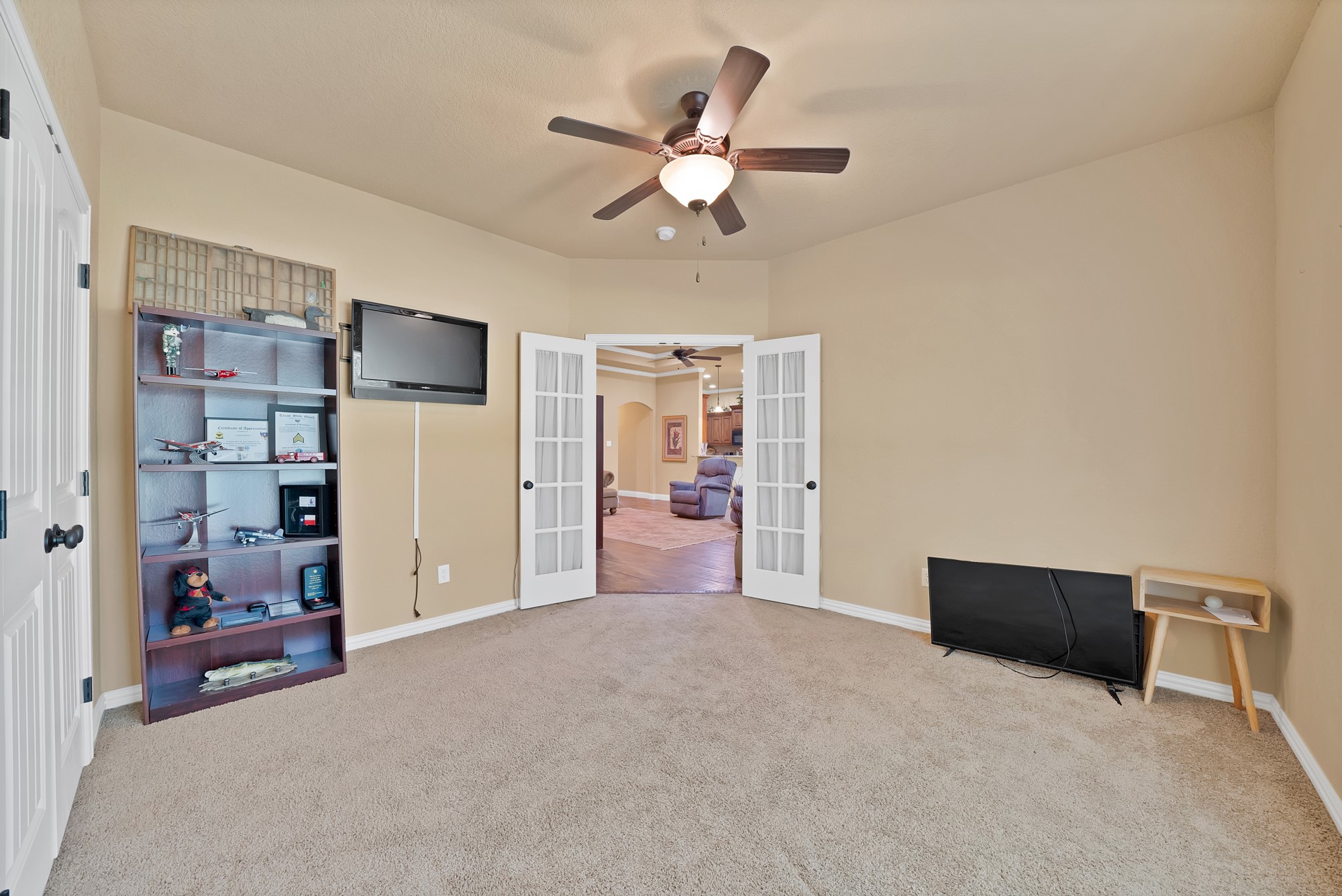 112 Meadow Arbor Drive