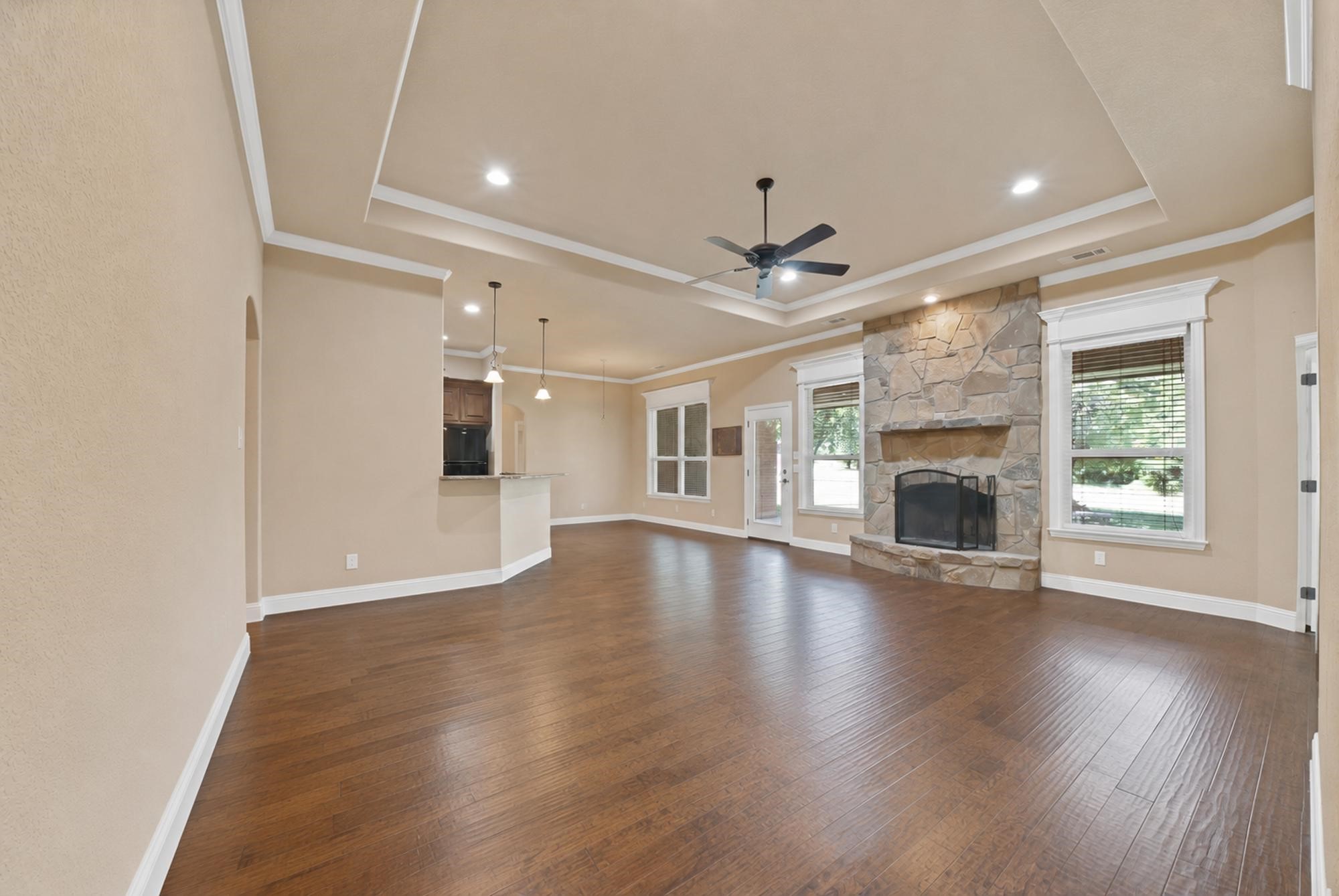 112 Meadow Arbor Drive