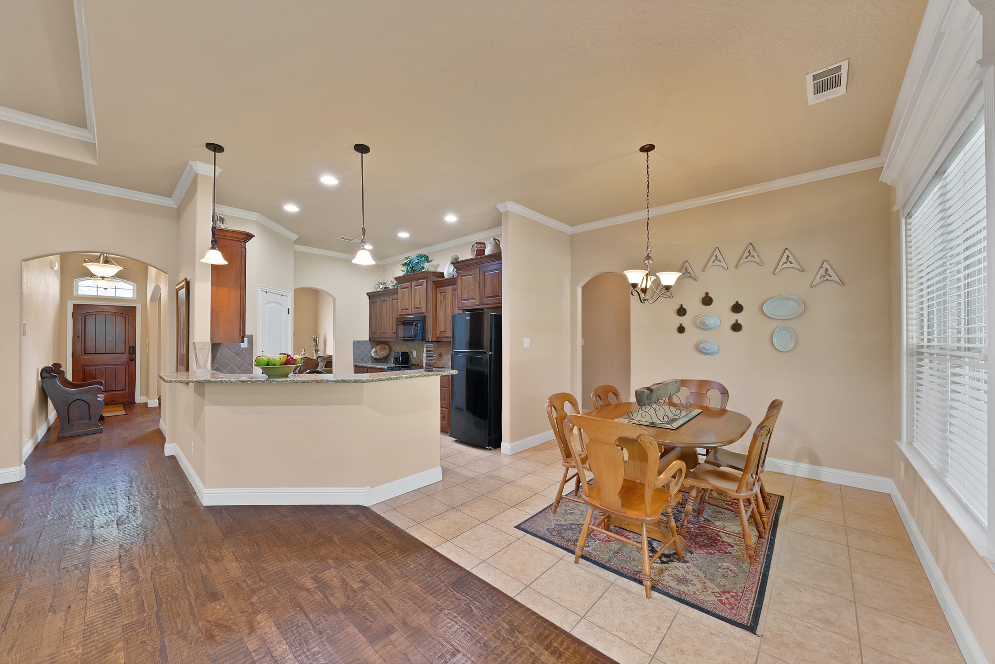 112 Meadow Arbor Drive