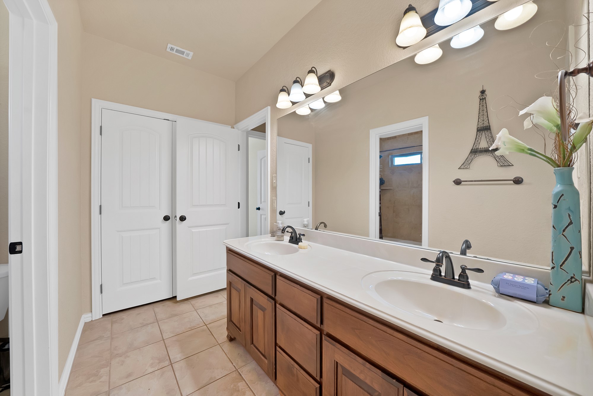 112 Meadow Arbor Drive