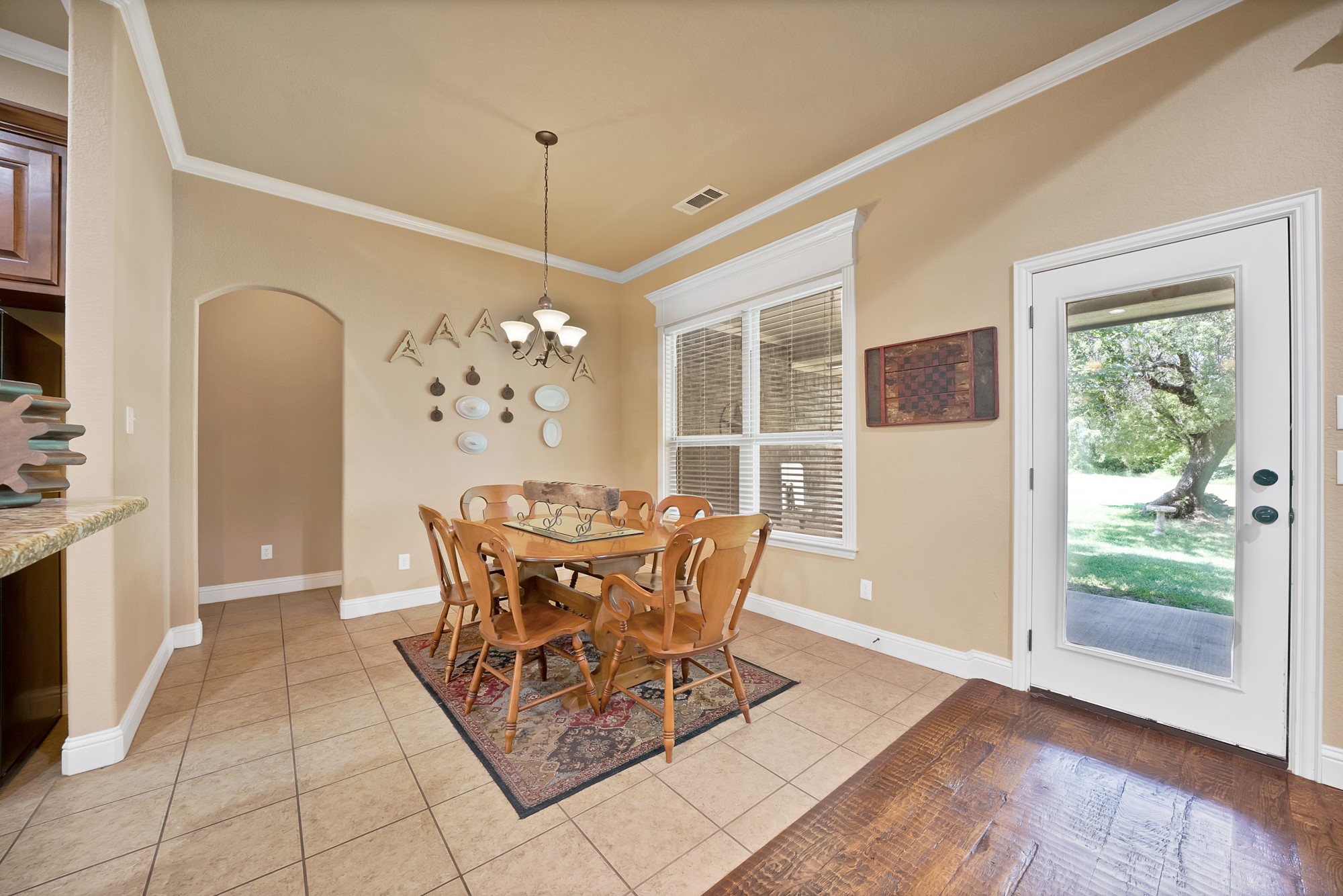 112 Meadow Arbor Drive