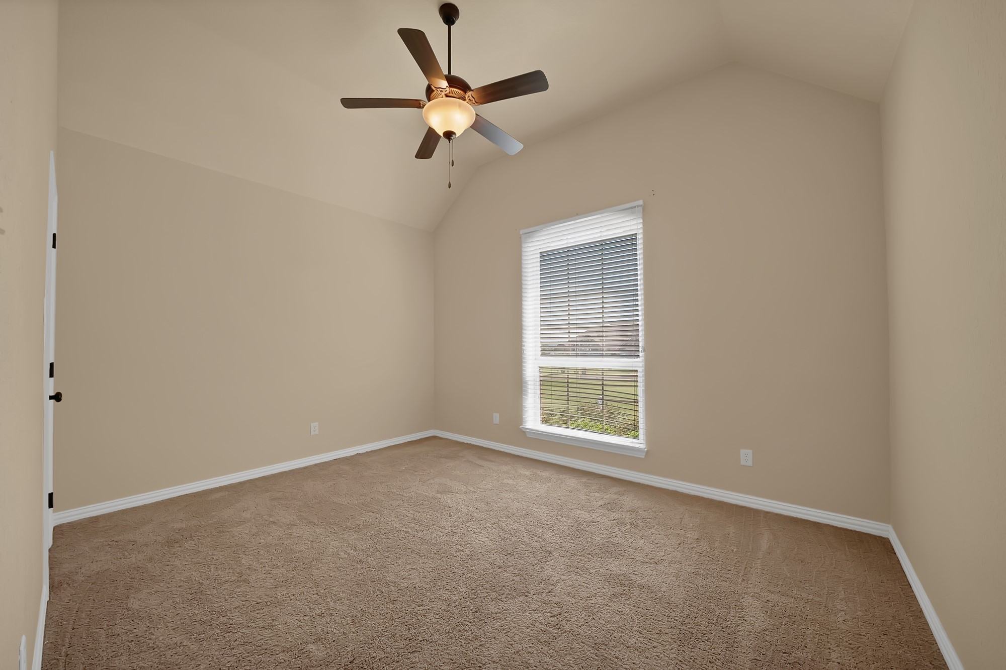 112 Meadow Arbor Drive