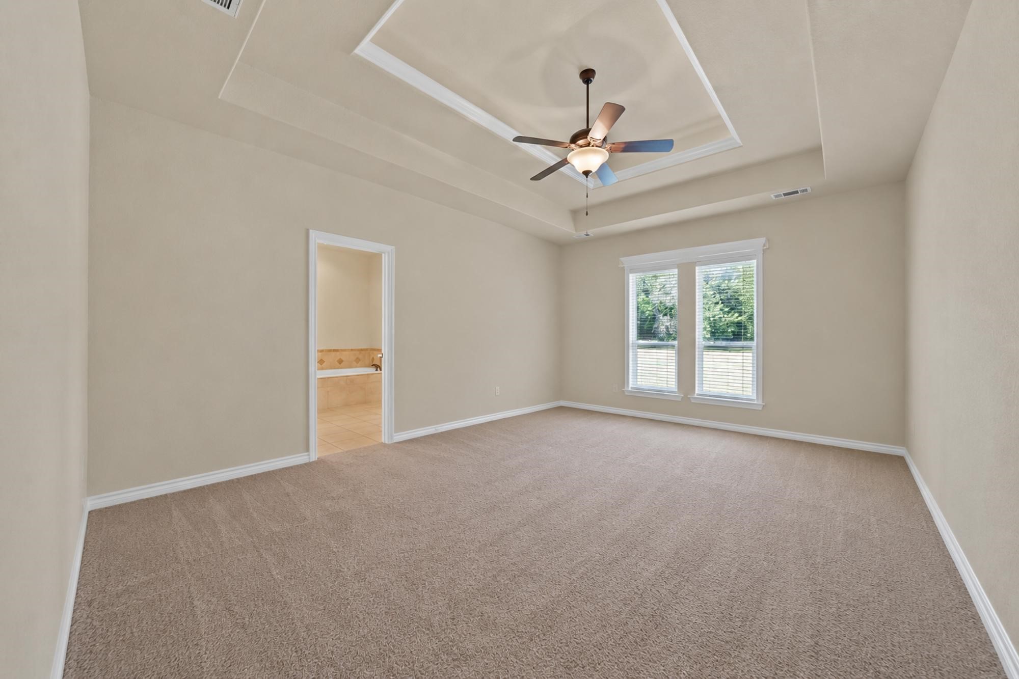 112 Meadow Arbor Drive