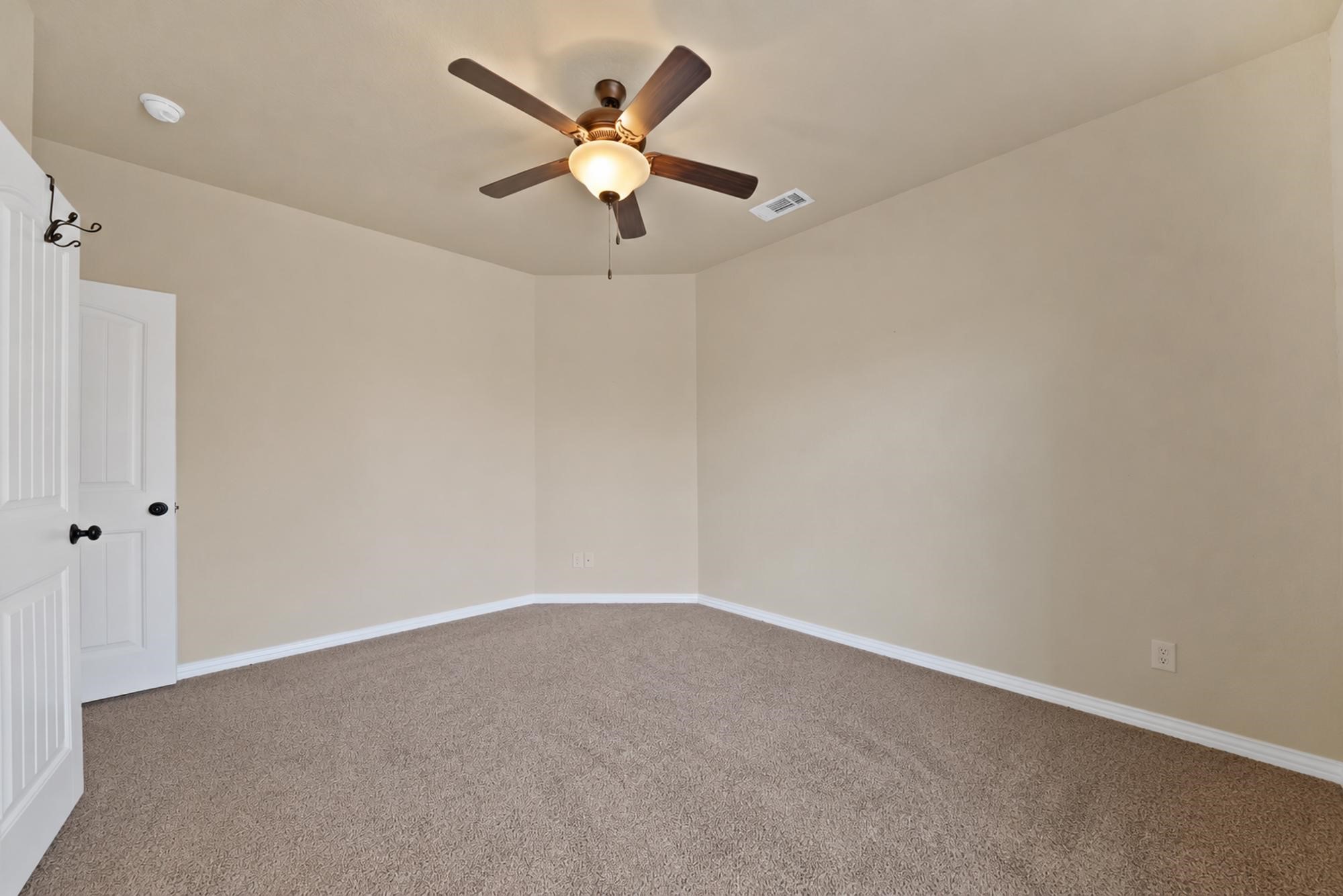 112 Meadow Arbor Drive