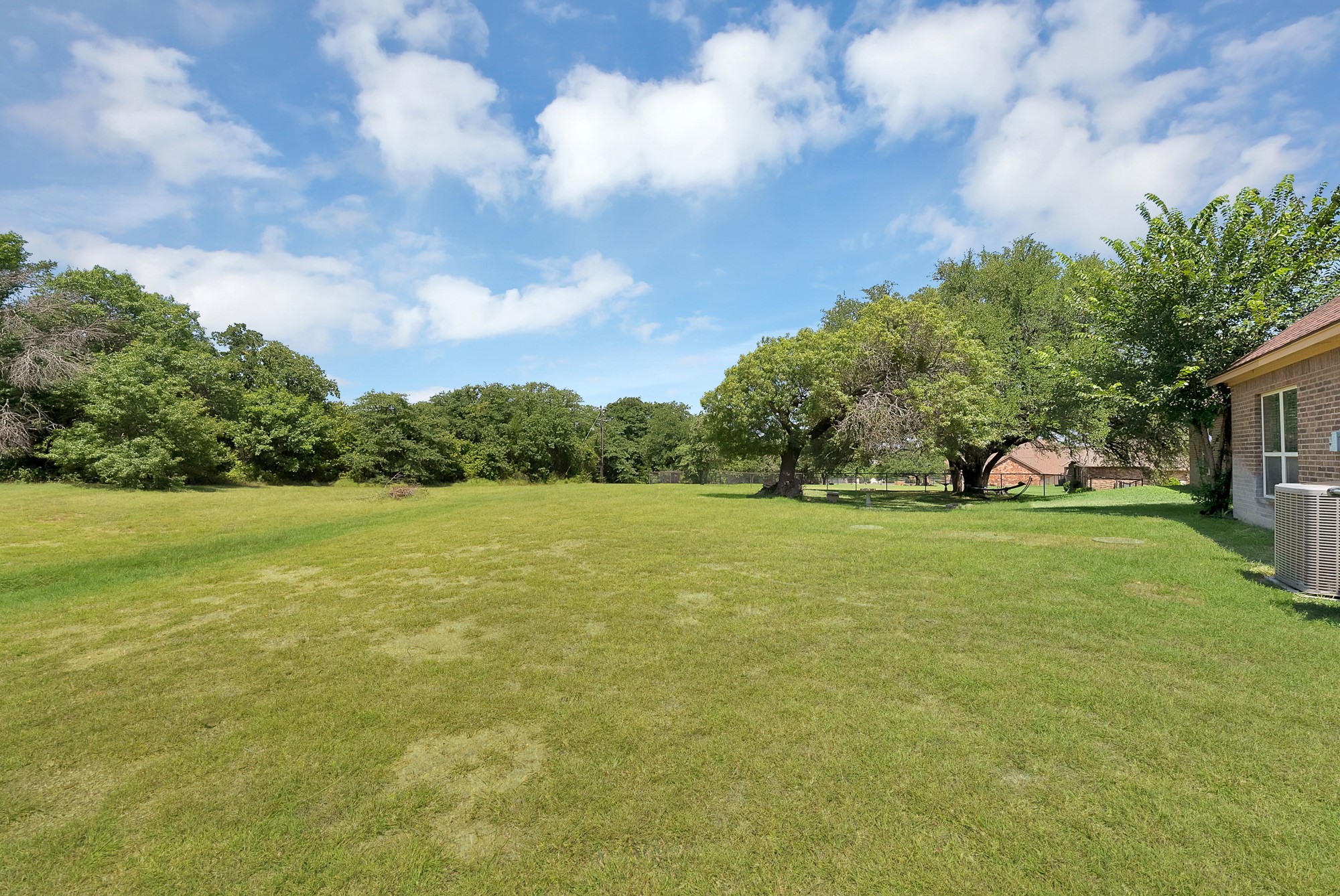 112 Meadow Arbor Drive