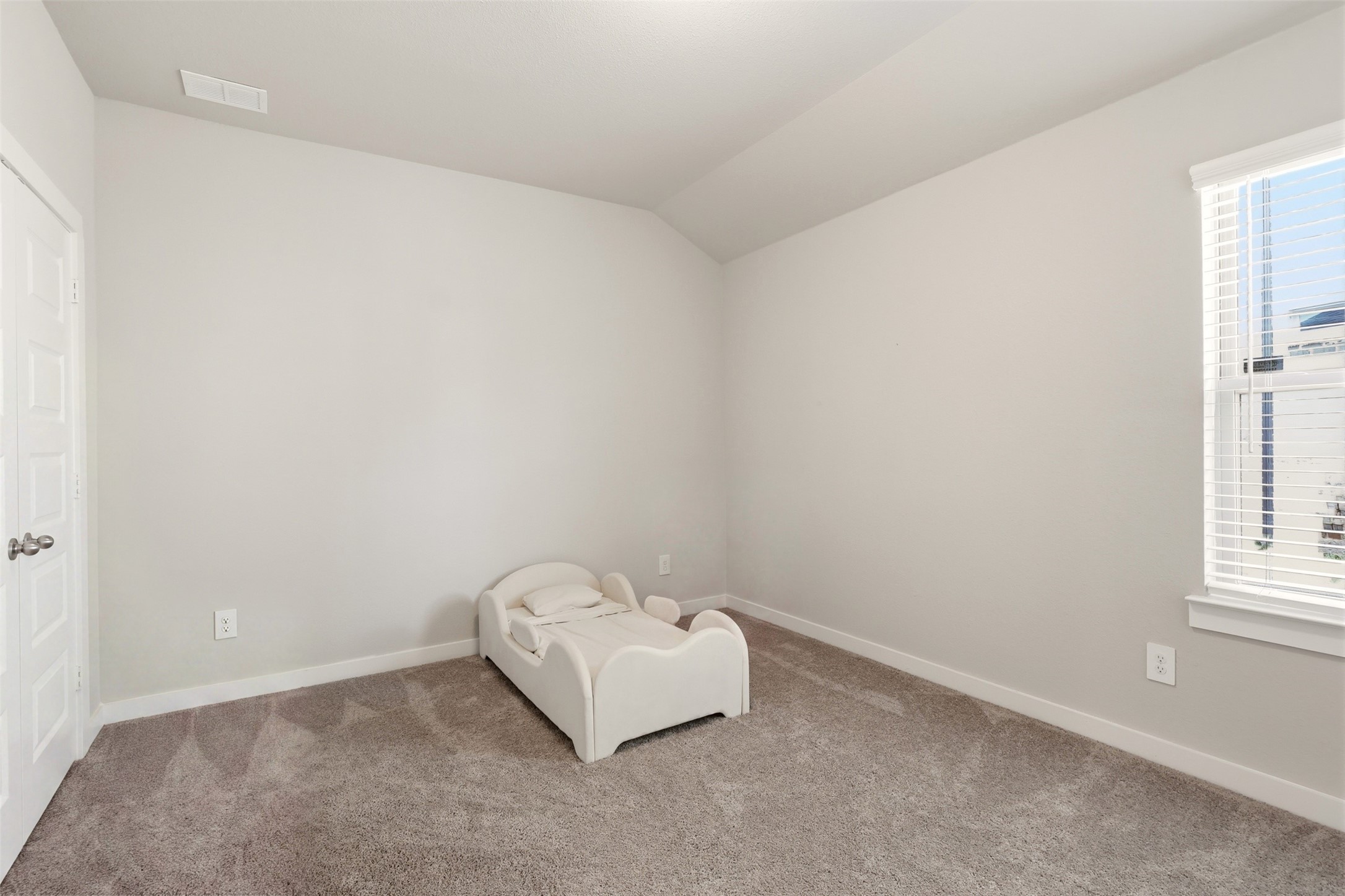 2513 Moser Lane