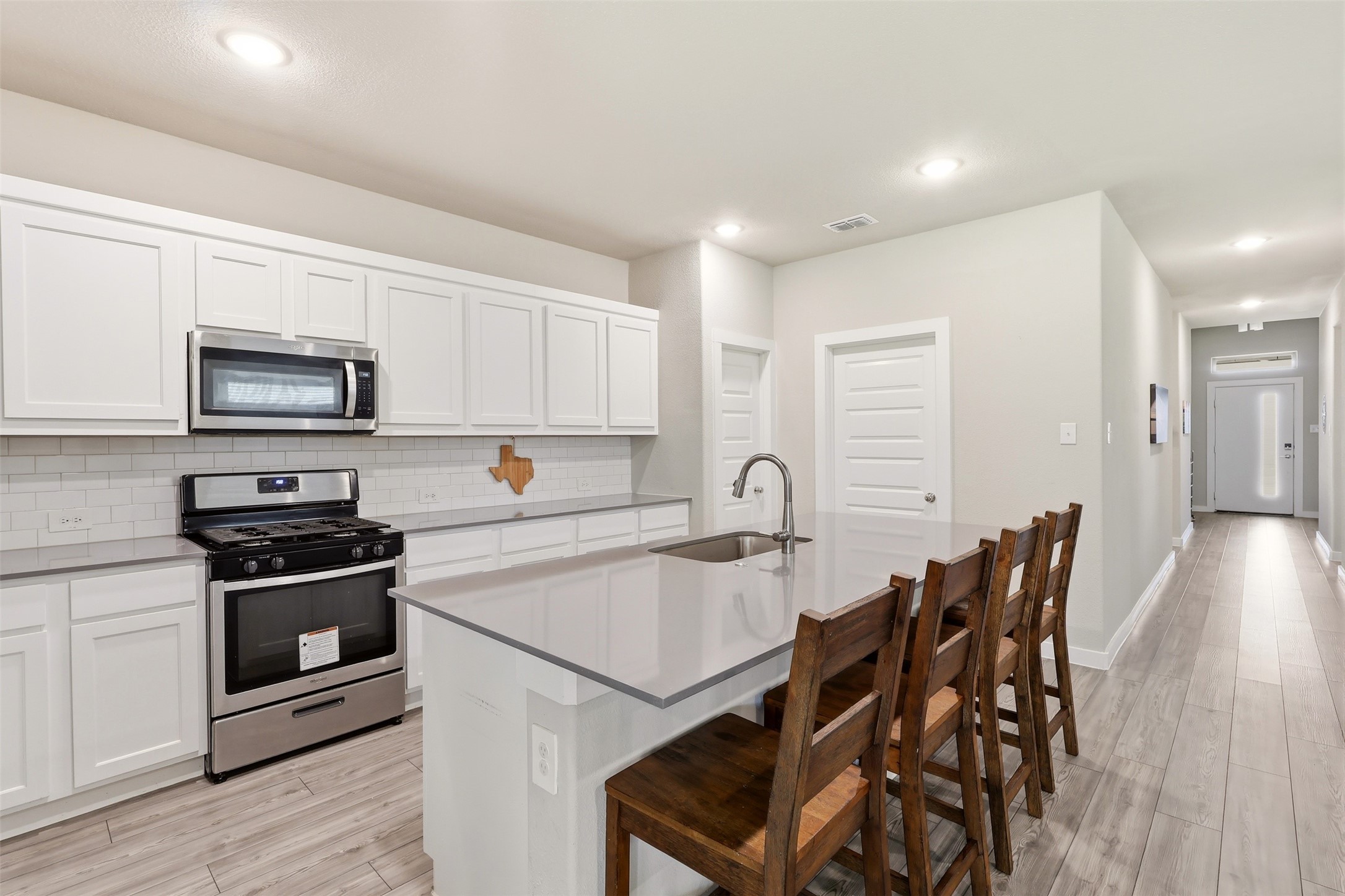 2513 Moser Lane