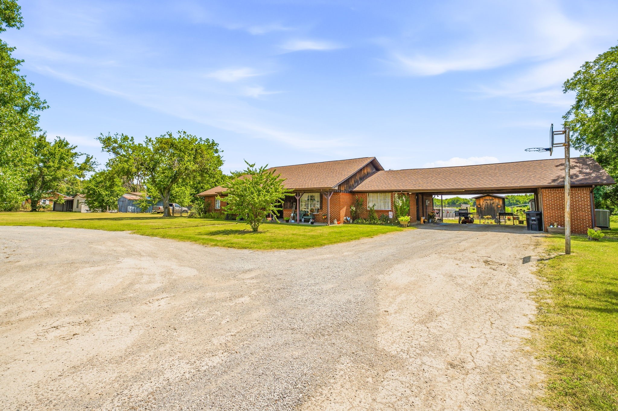 1642 Salesville Road