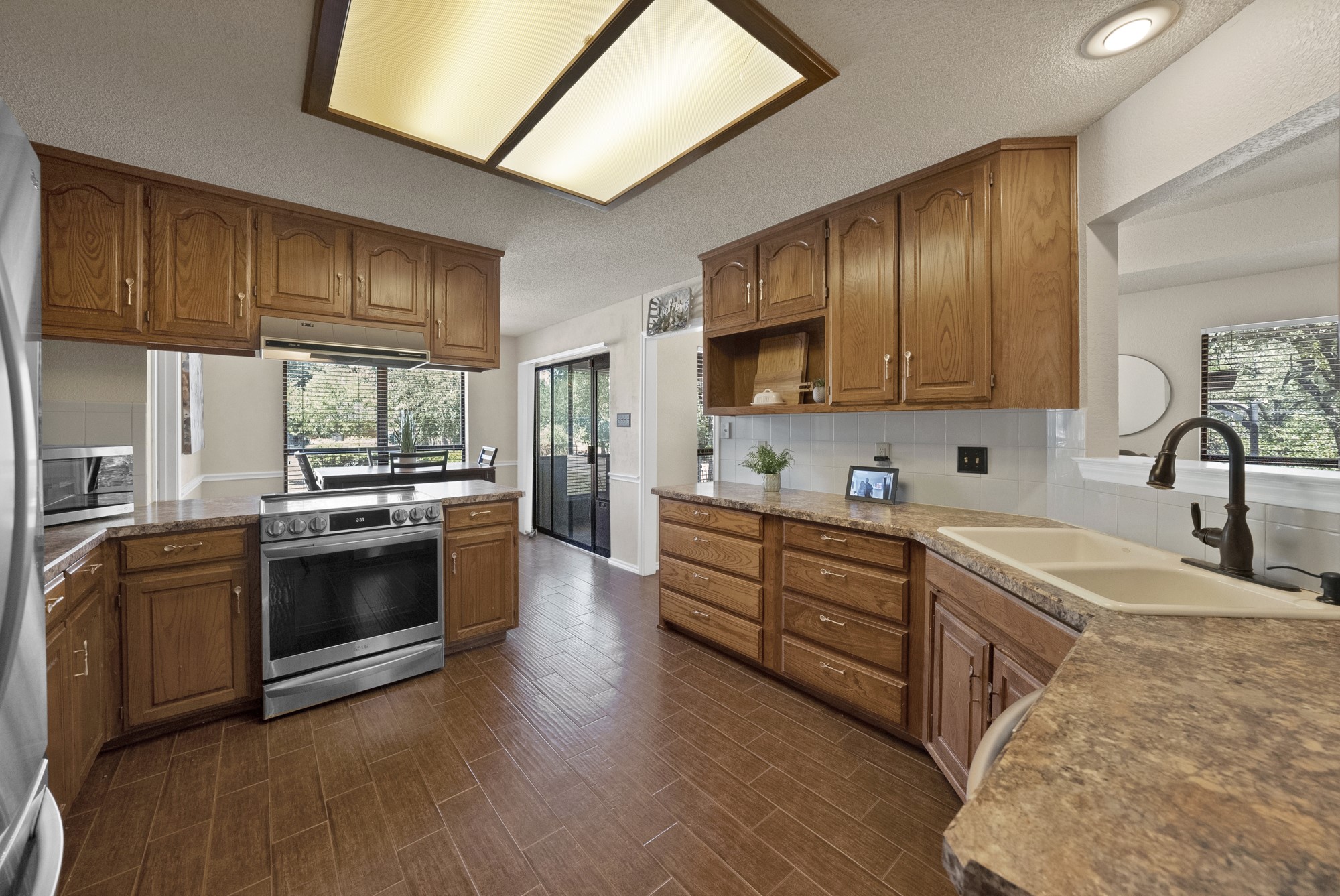 113 Cottonwood Court