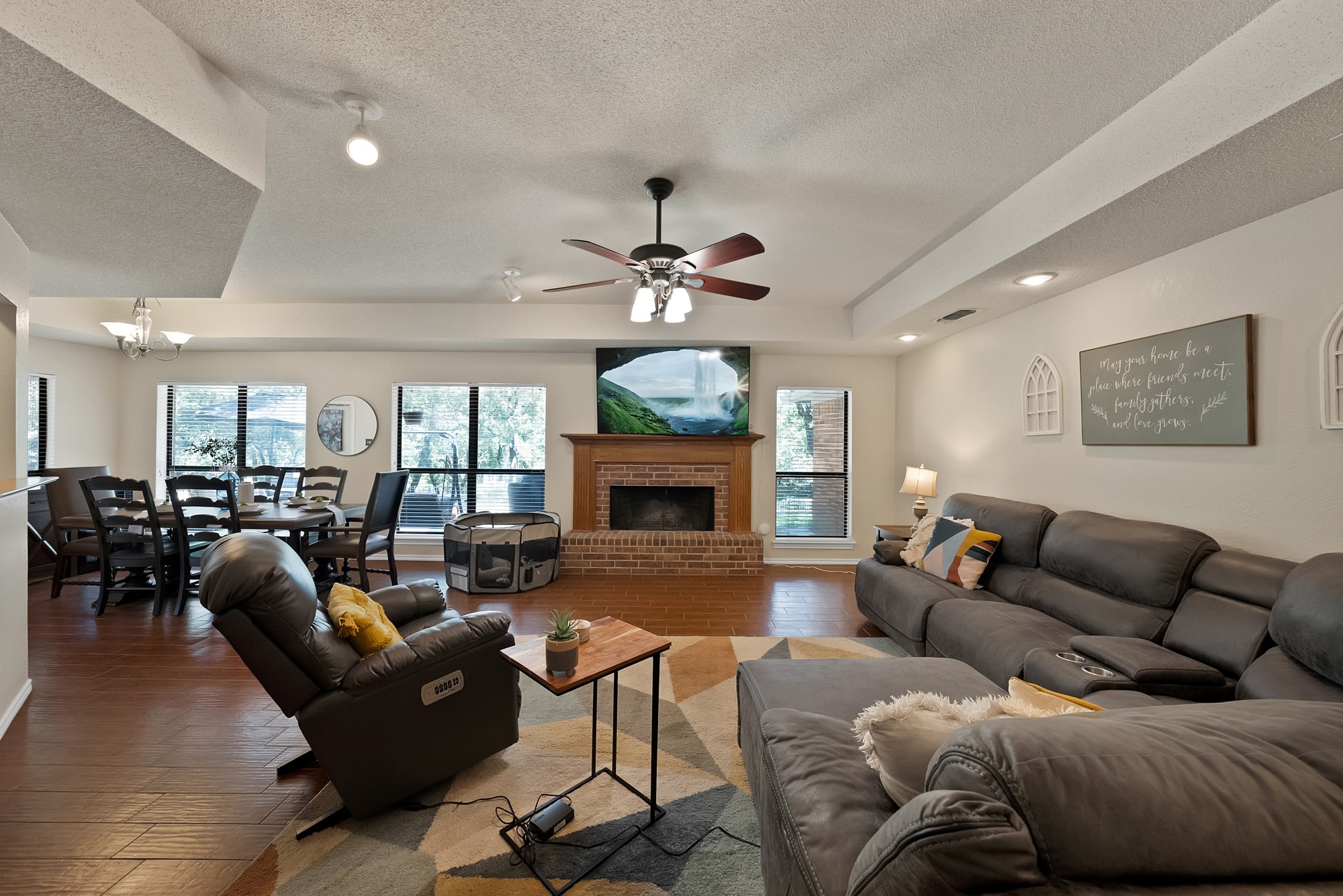 113 Cottonwood Court