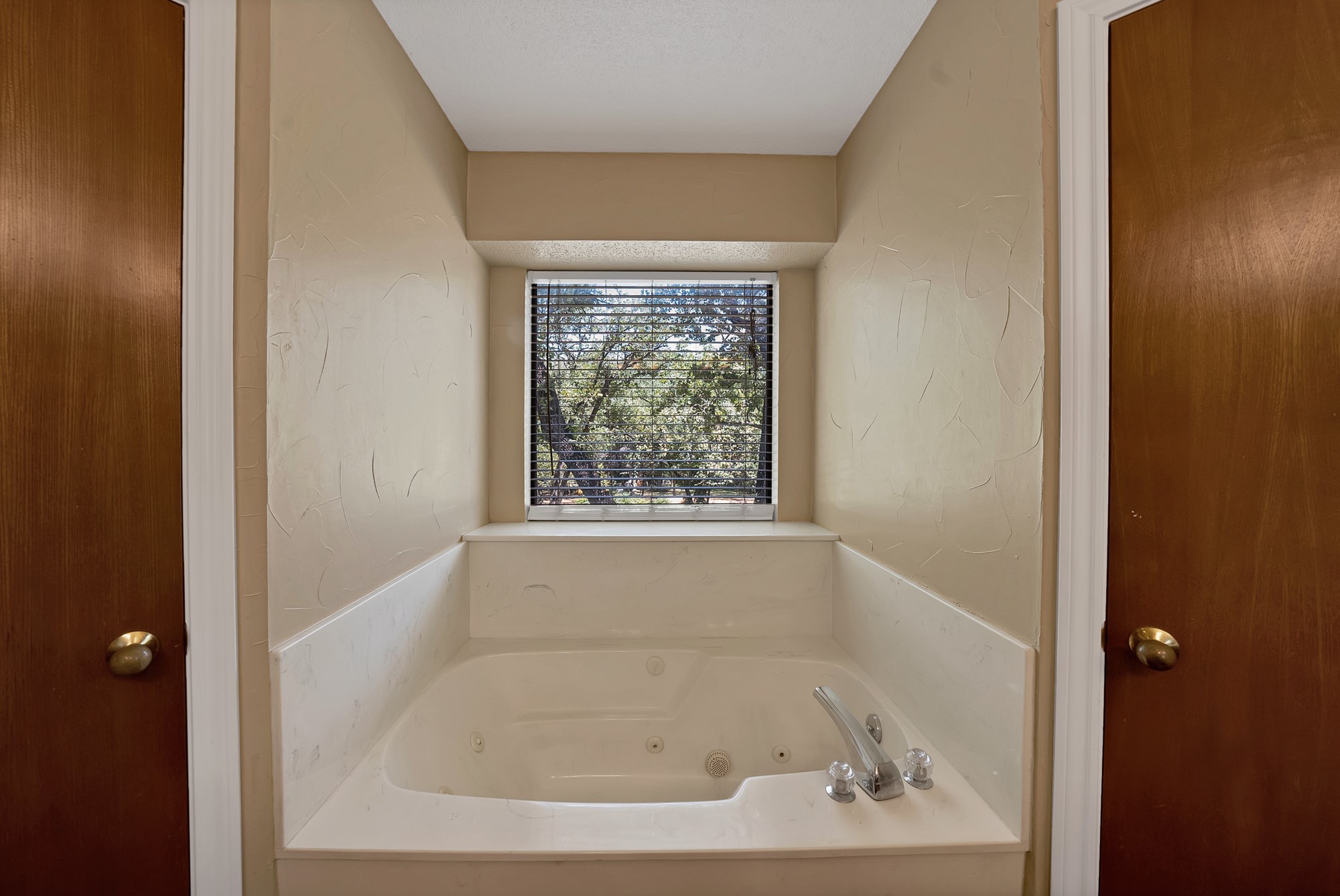 113 Cottonwood Court