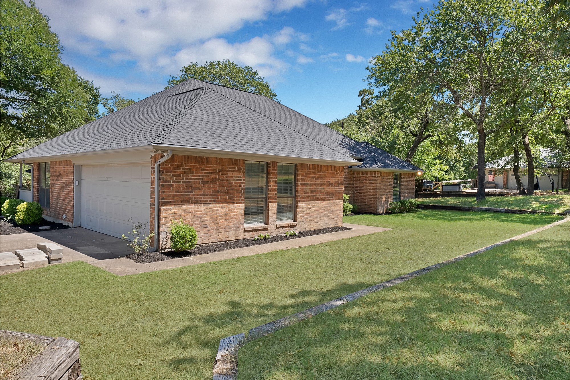113 Cottonwood Court