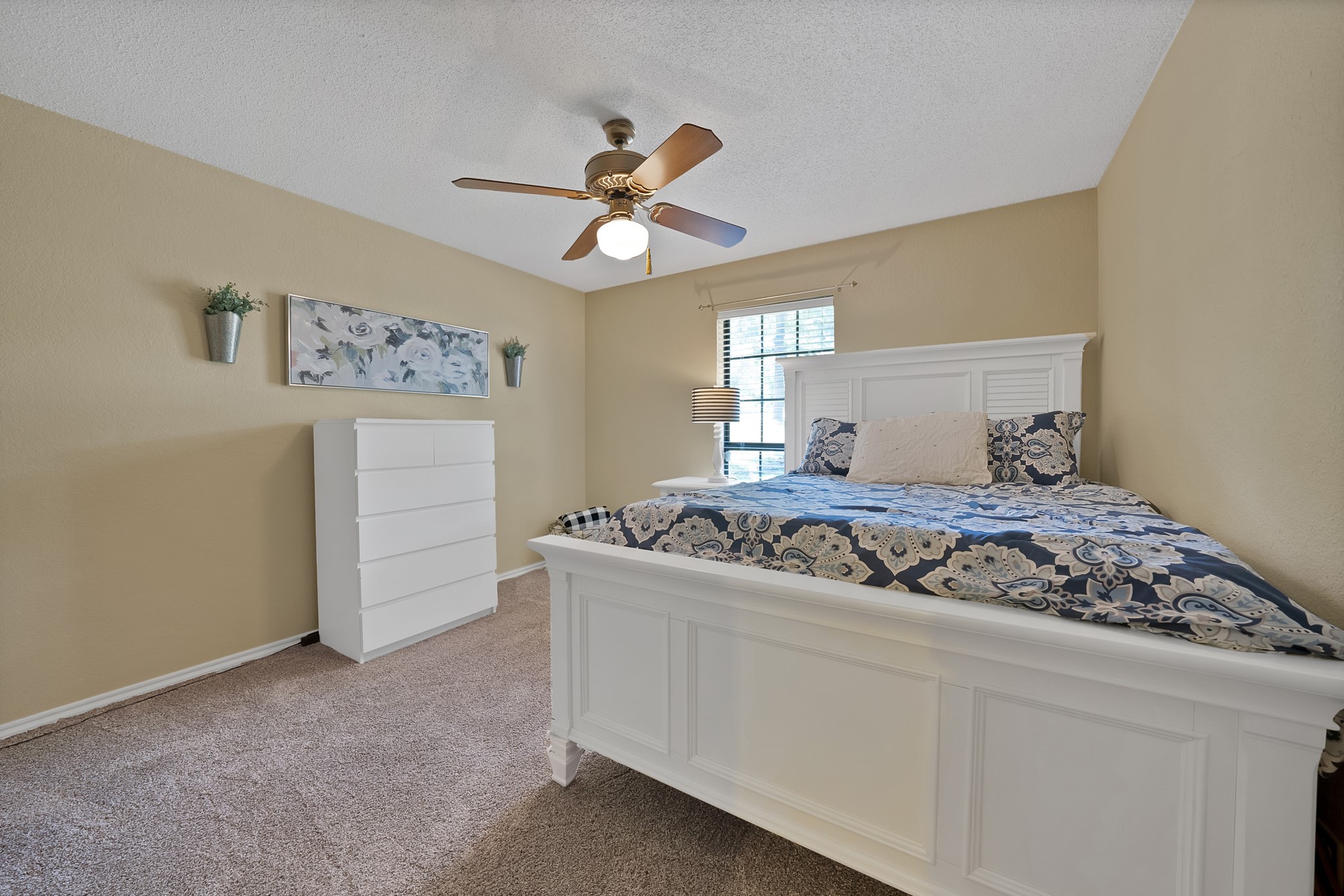 113 Cottonwood Court