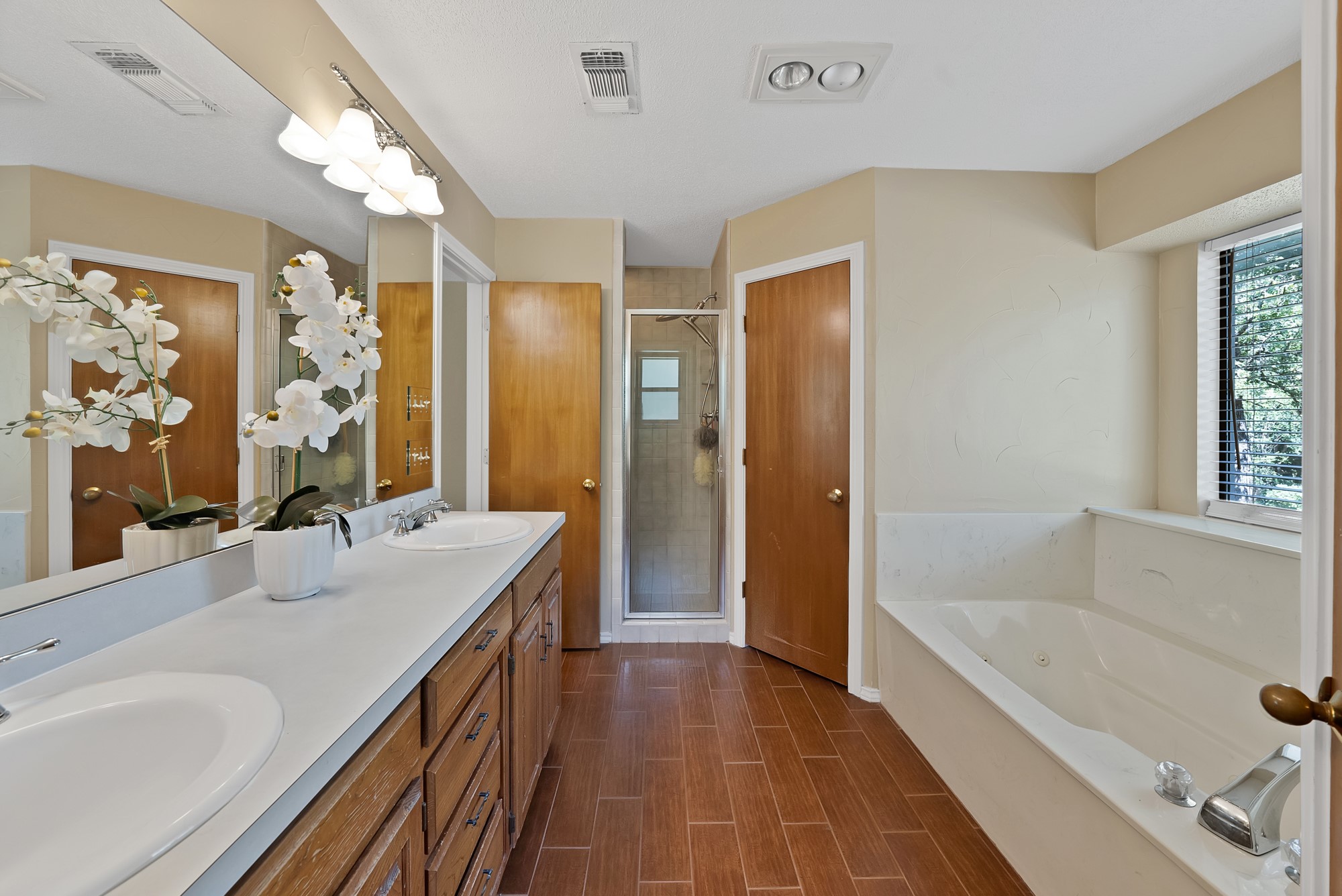 113 Cottonwood Court