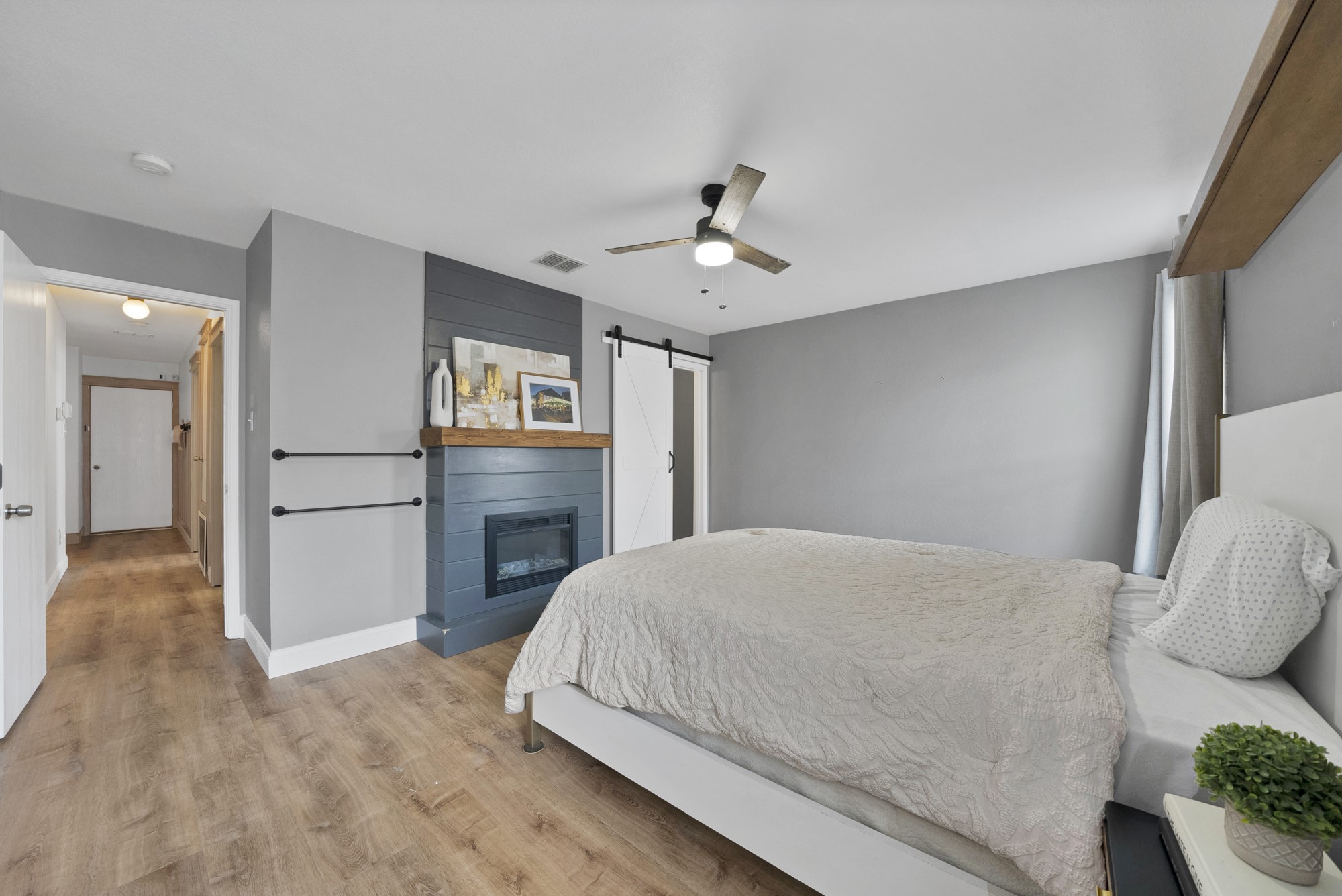 7604 Scarlet View Trail