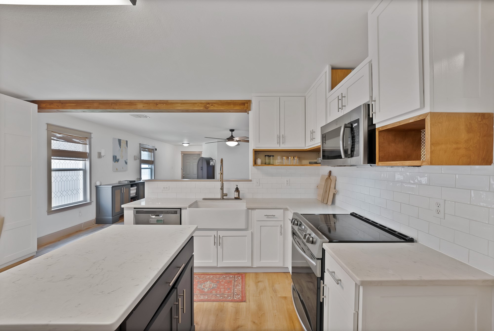 7604 Scarlet View Trail