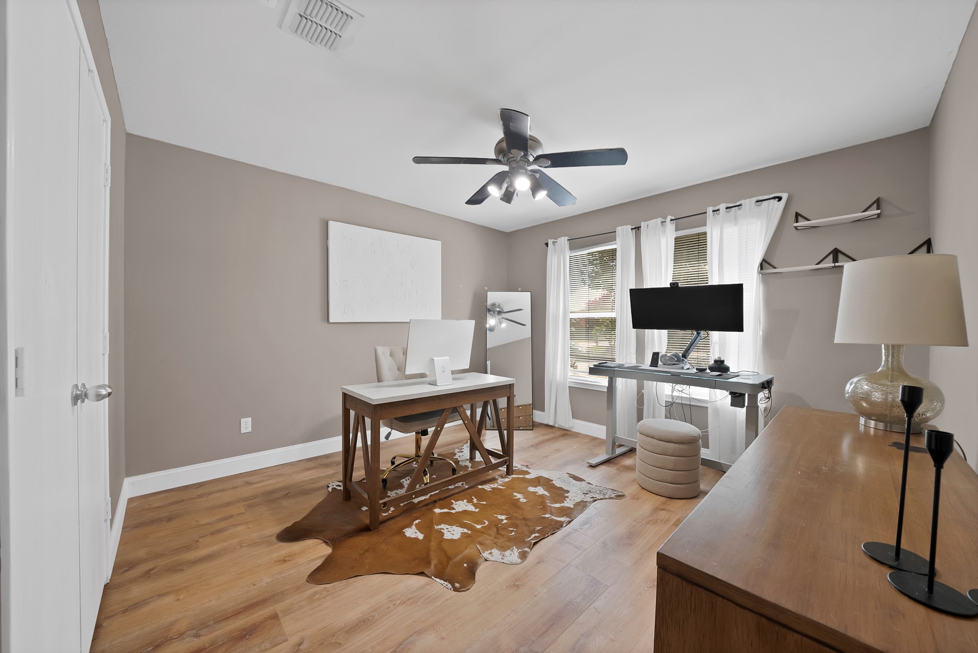 7604 Scarlet View Trail