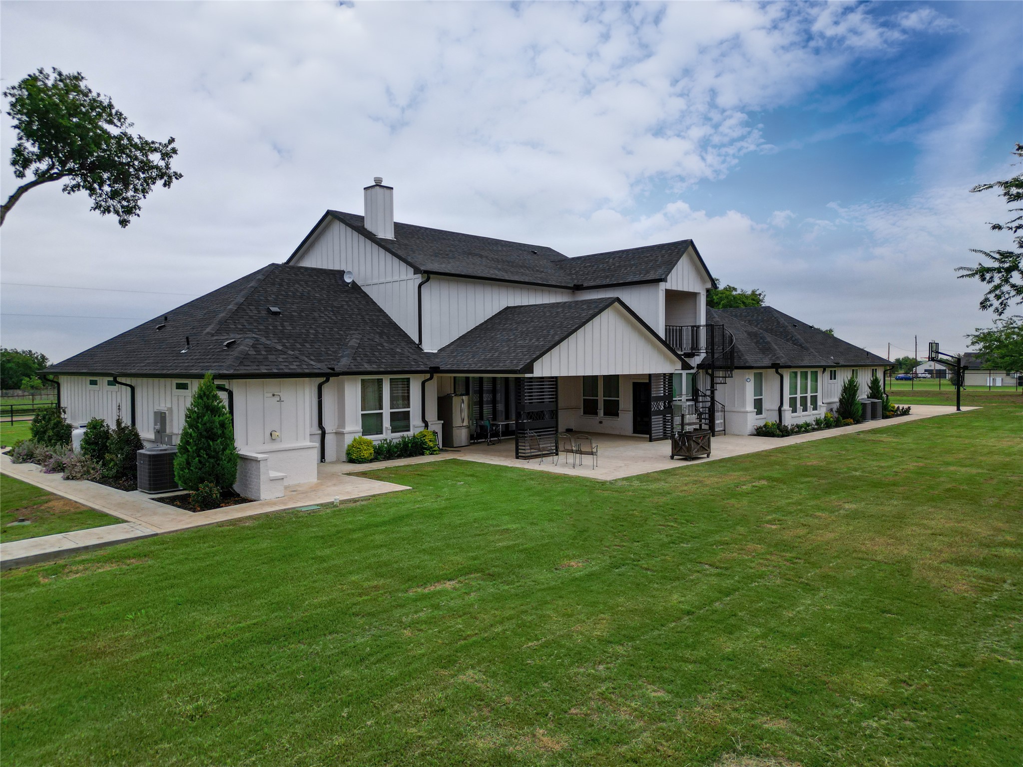 200 Corral Road