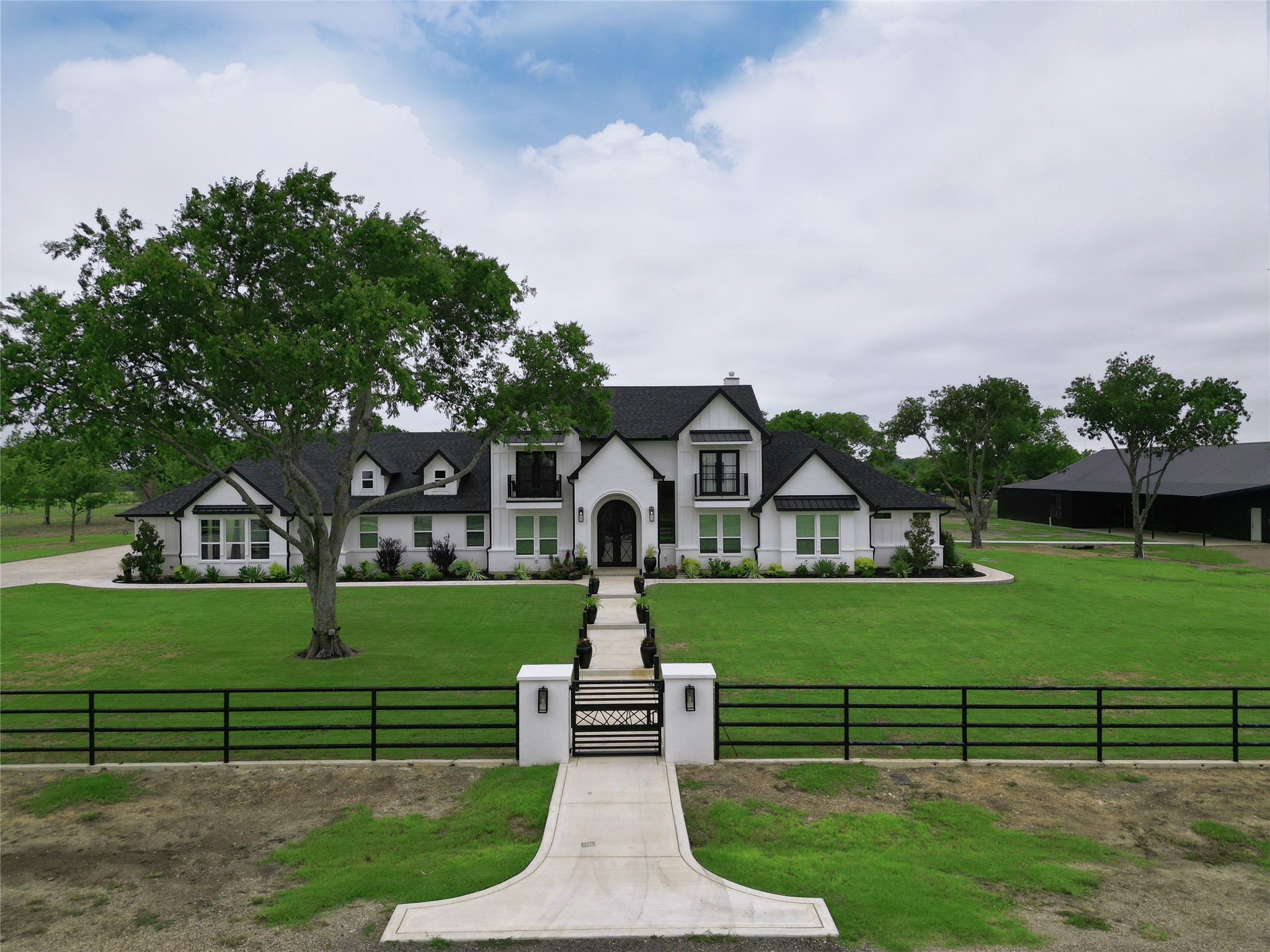 200 Corral Road