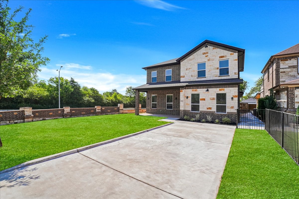 8924 Dunlap Street